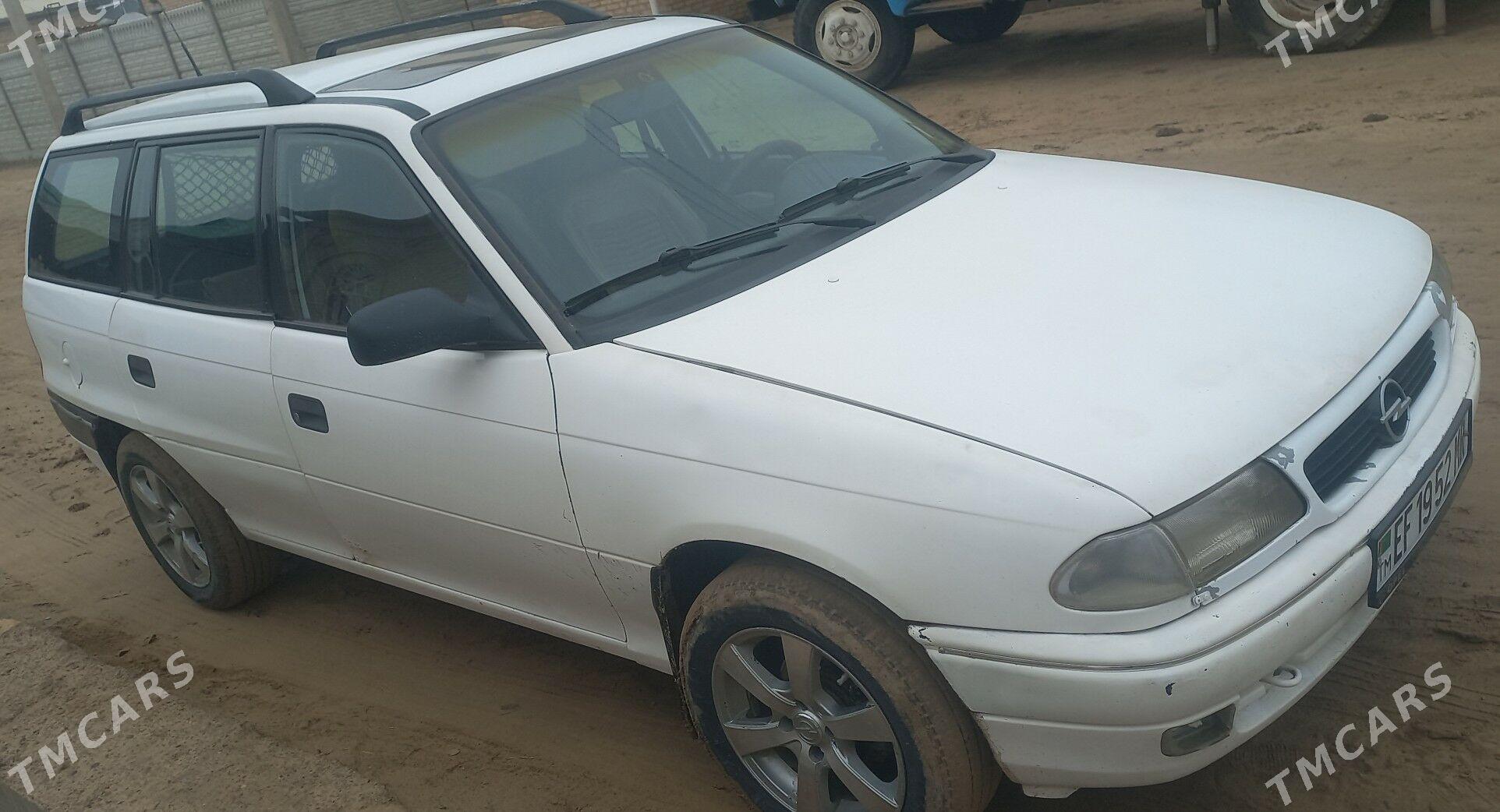 Opel Astra 1995 - 45 000 TMT - Мары - img 1