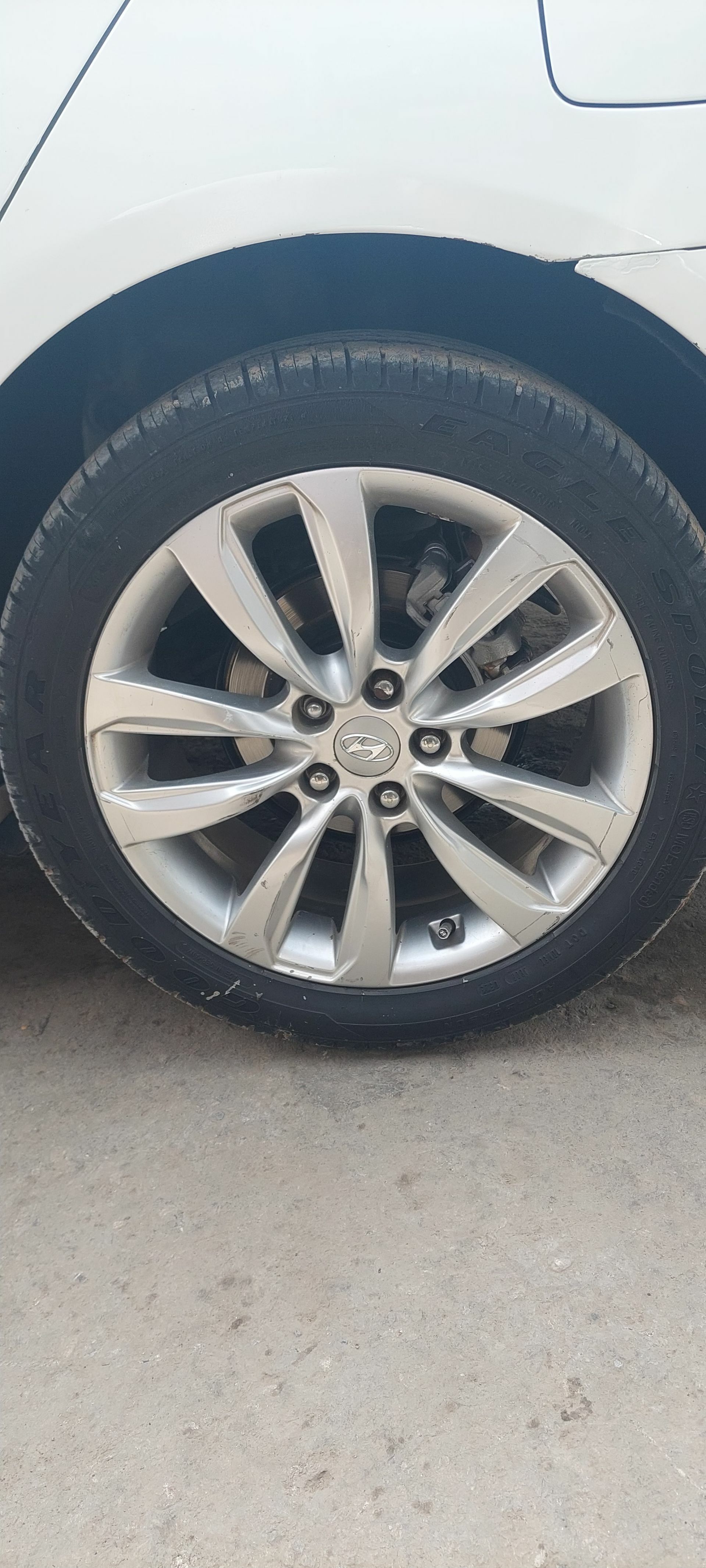 hyundai 18lik diska firminni 4 700 TMT - Ашхабад - img 1