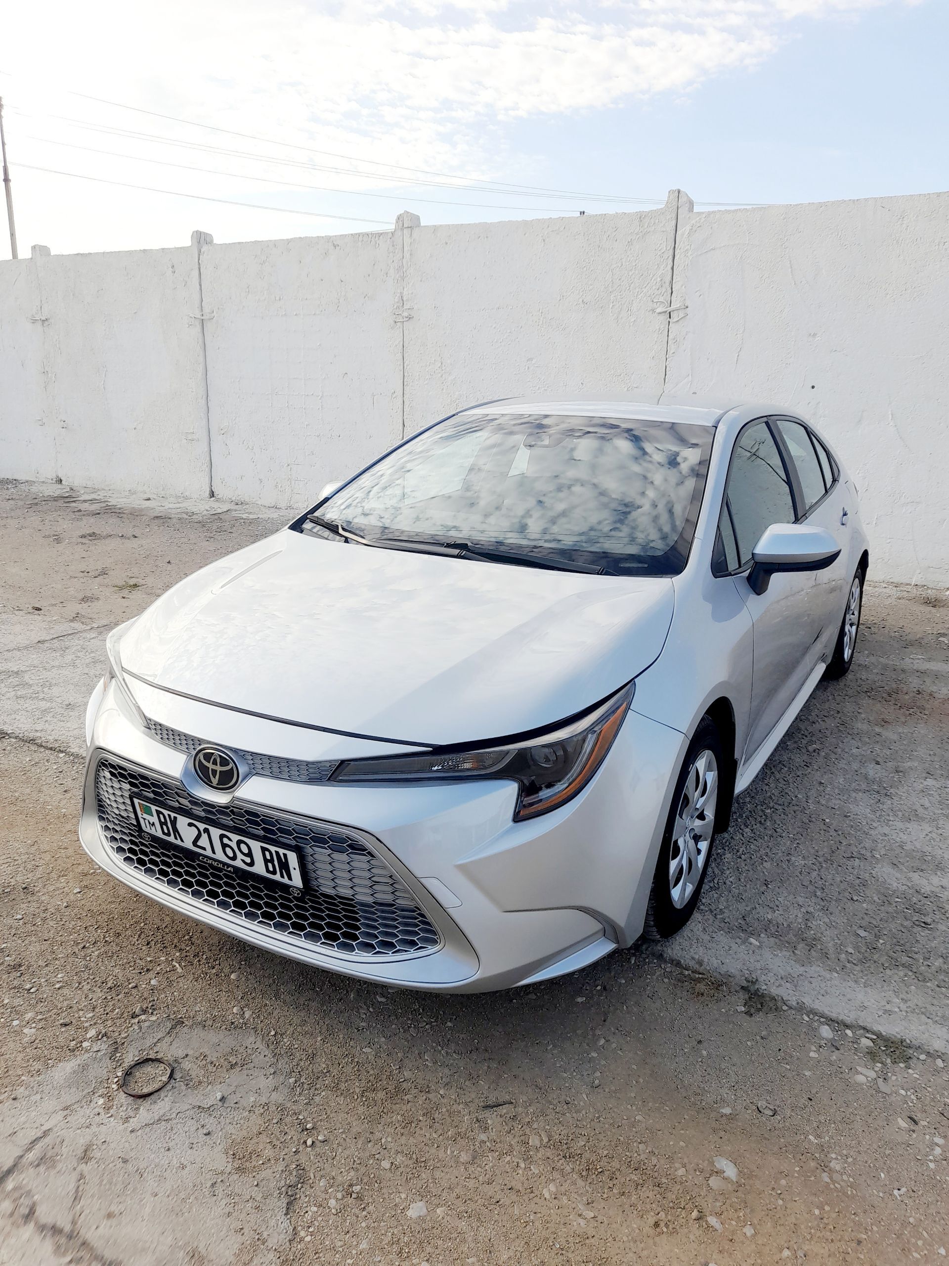Toyota Corolla 2022 - 275 000 TMT - Балканабат - img 1