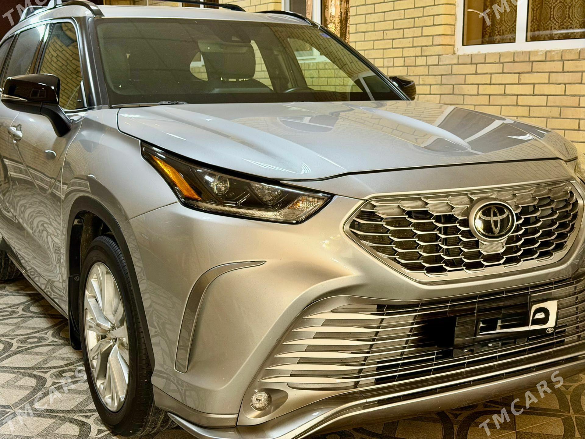 Toyota Highlander 2024 - 600 000 TMT - Ашхабад - img 1