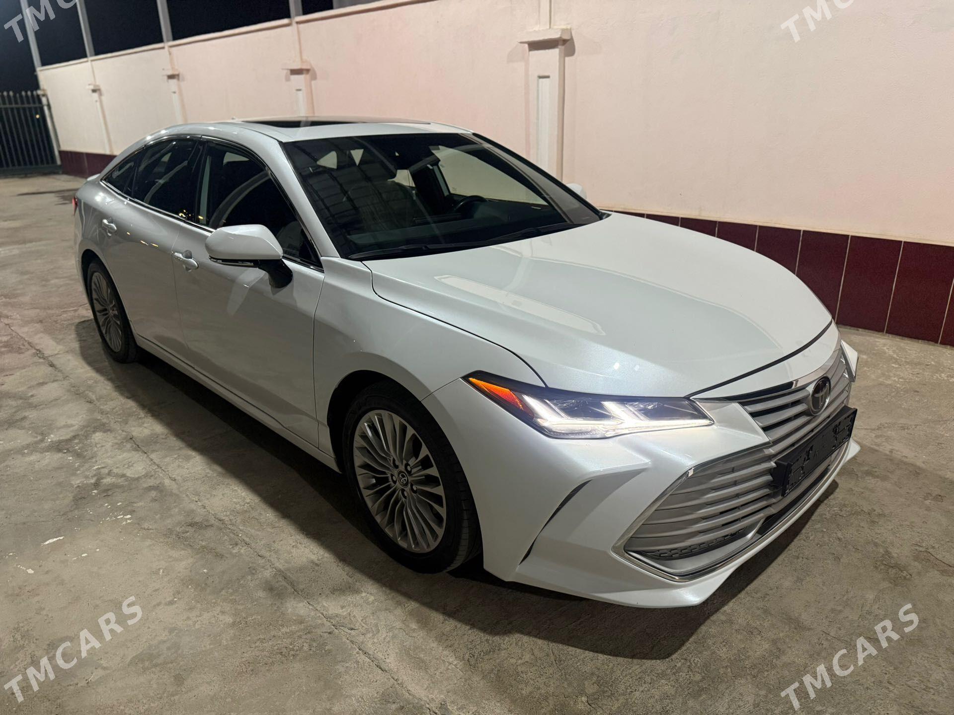 Toyota Avalon 2022 - 520 000 TMT - Büzmeýin - img 1