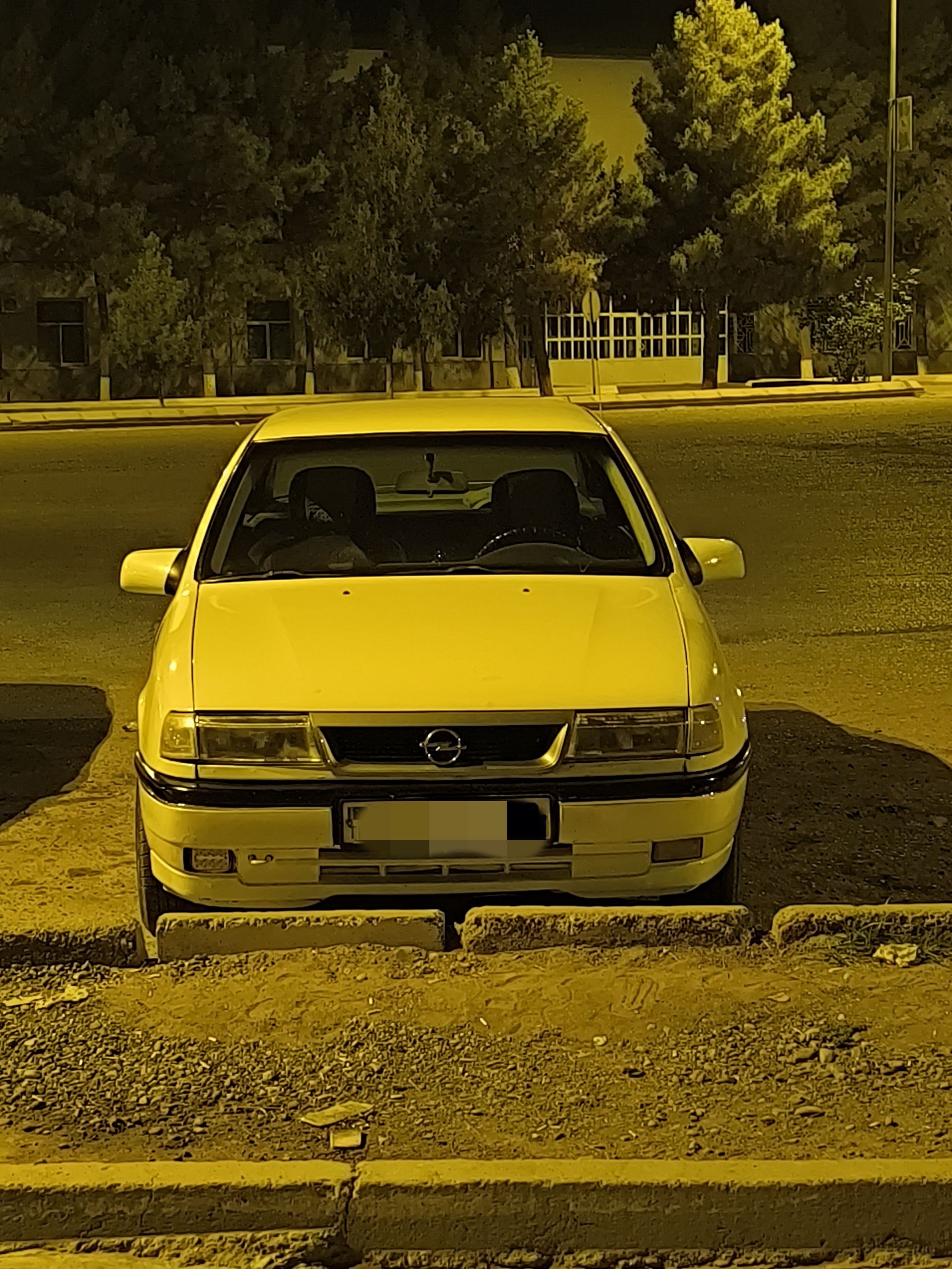 Opel Vectra 1991 - 33 000 TMT - Sakarçäge - img 1
