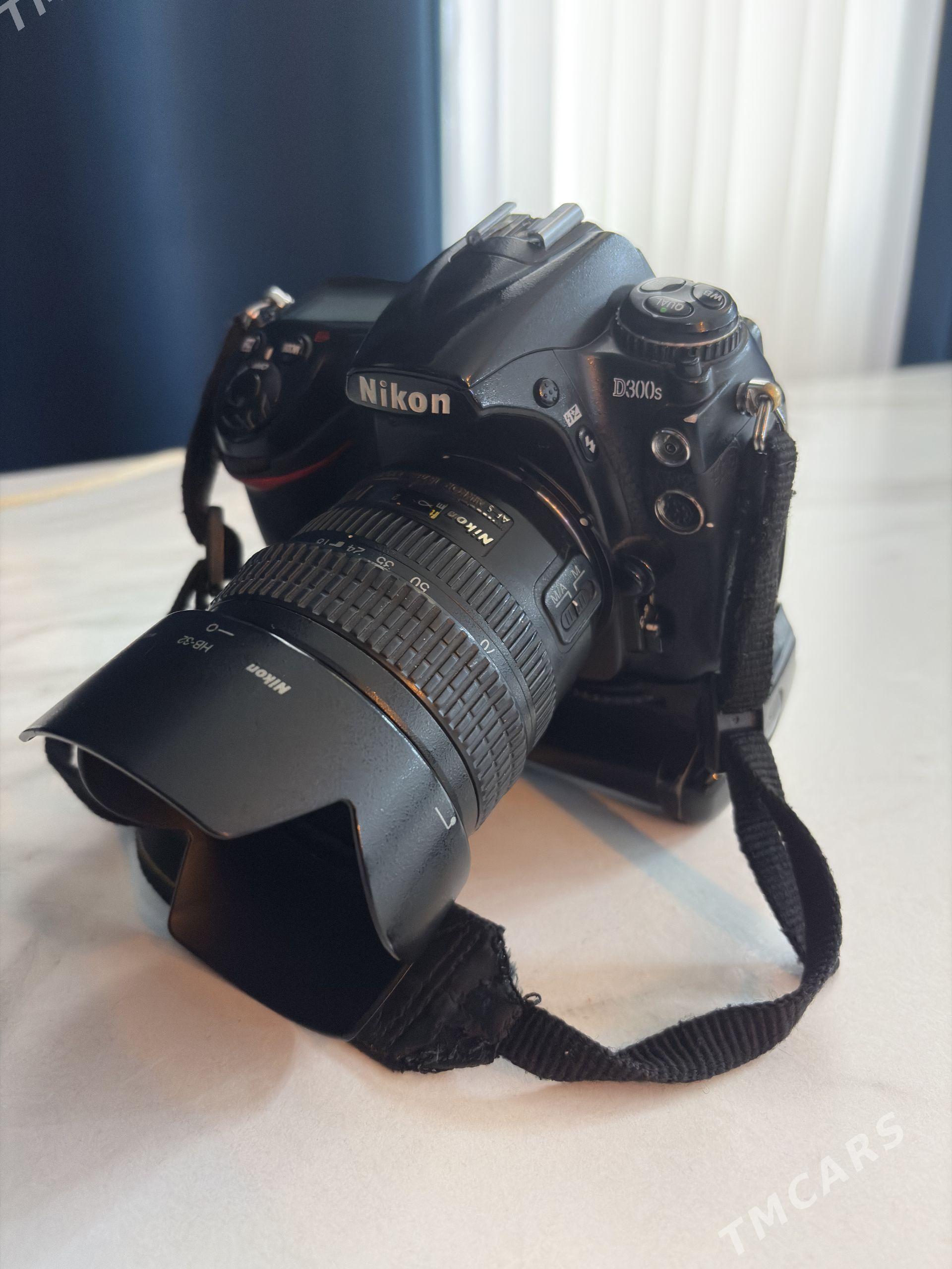 Nikon D300s - Türkmenbaşy - img 1