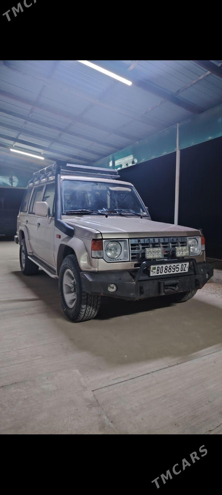 Mitsubishi Pajero 1990 - 90 000 TMT - Шабатский этрап - img 1