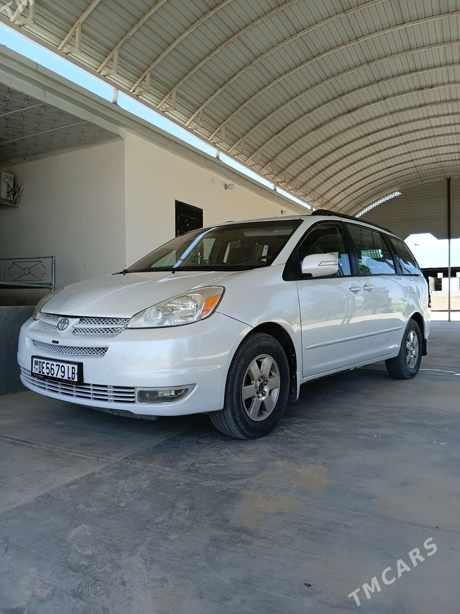 Toyota Sienna 2004 - 275 000 TMT - Койтендаг - img 1