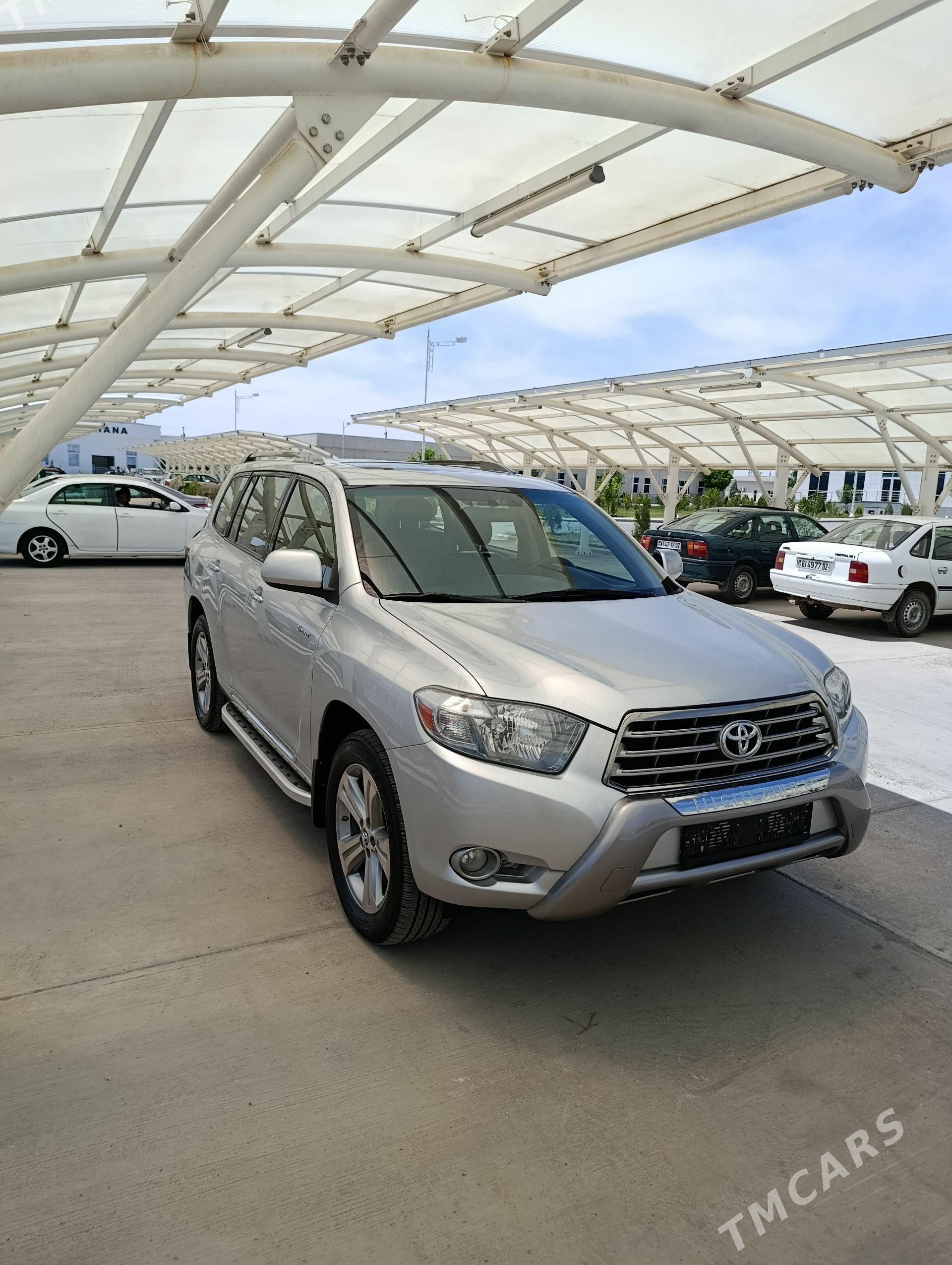 Toyota Highlander 2010 - 400 000 TMT - Дашогуз - img 1