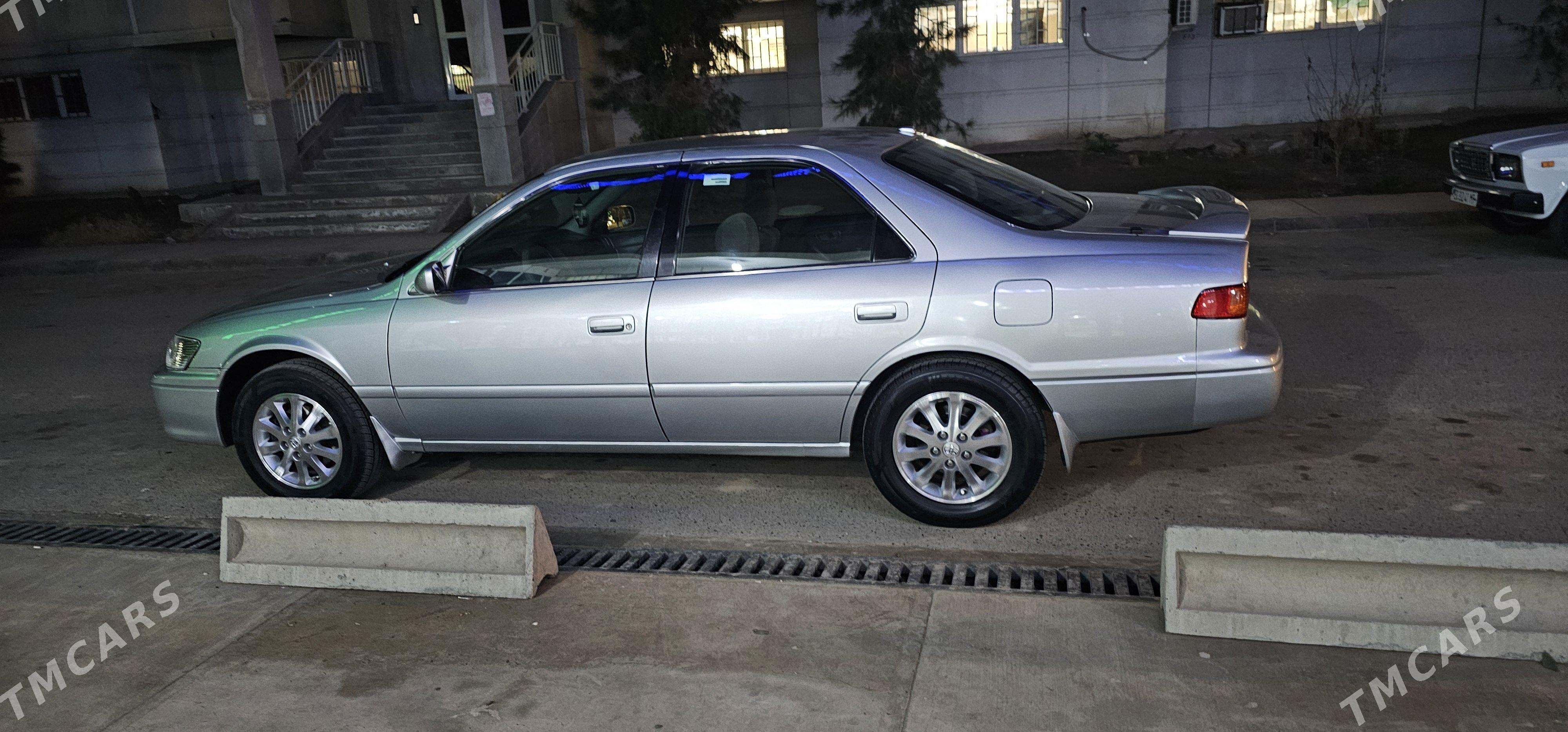 Toyota Camry 2001 - 220 000 TMT - Mary - img 1