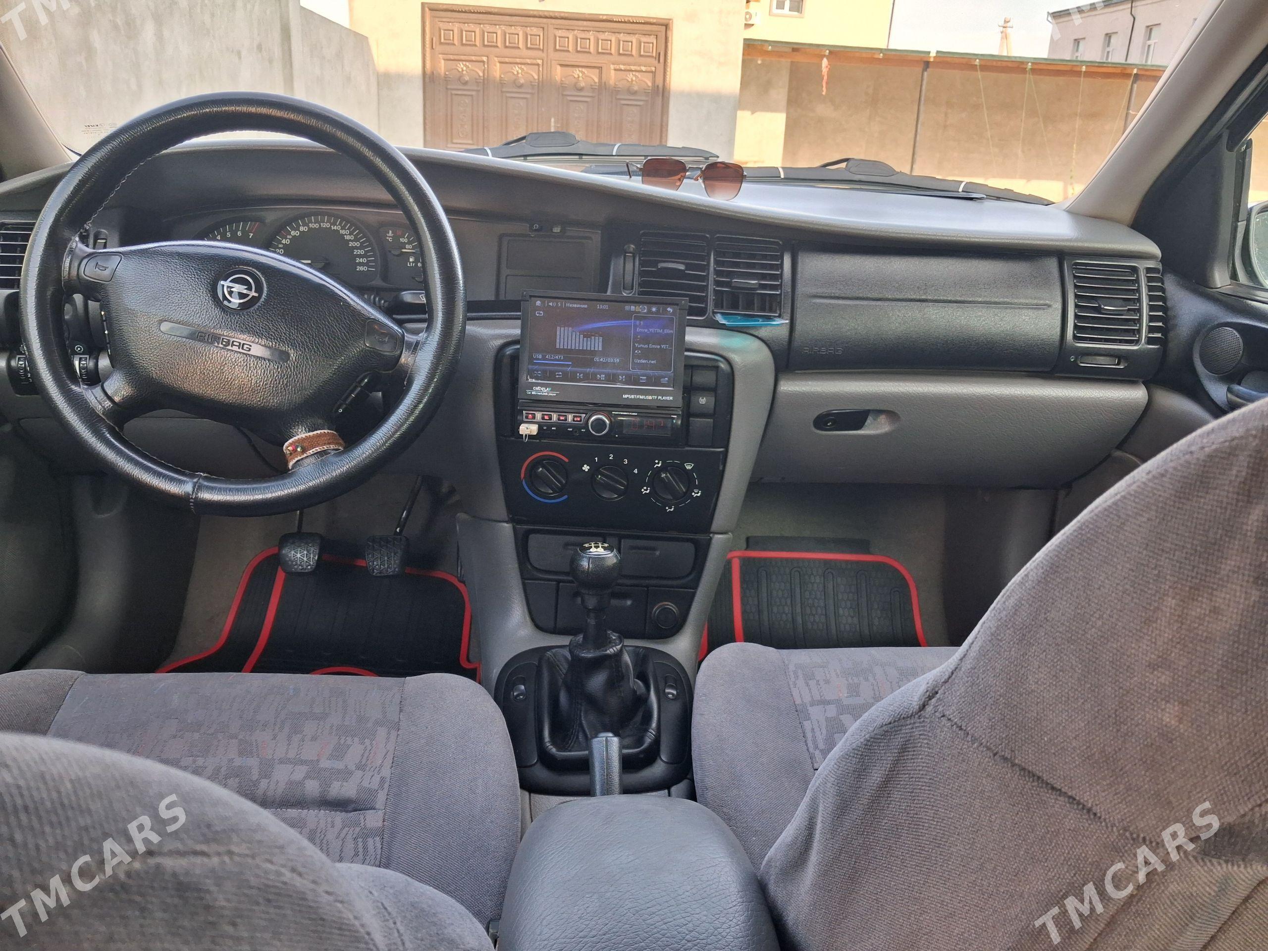 Opel Vectra 2000 - 80 000 TMT - Дашогуз - img 1