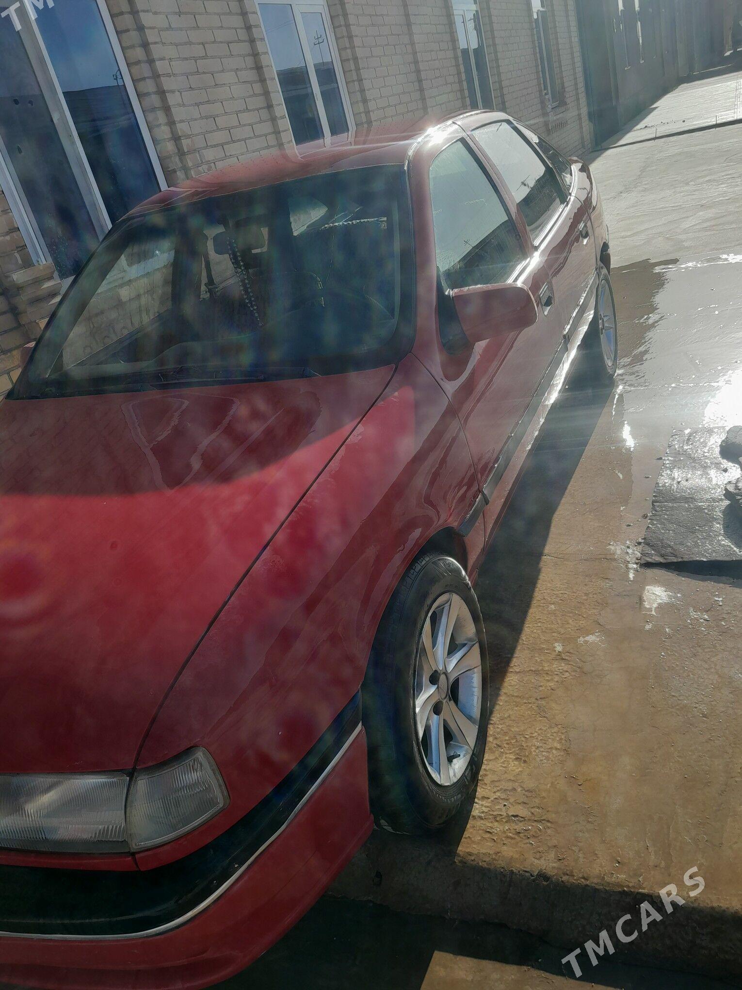 Opel Vectra 1993 - 26 000 TMT - Çärjew - img 1