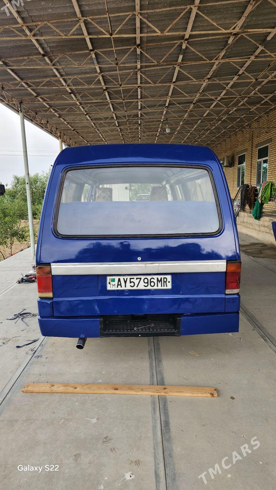 Mazda B2000 1992 - 57 000 TMT - Байрамали - img 1