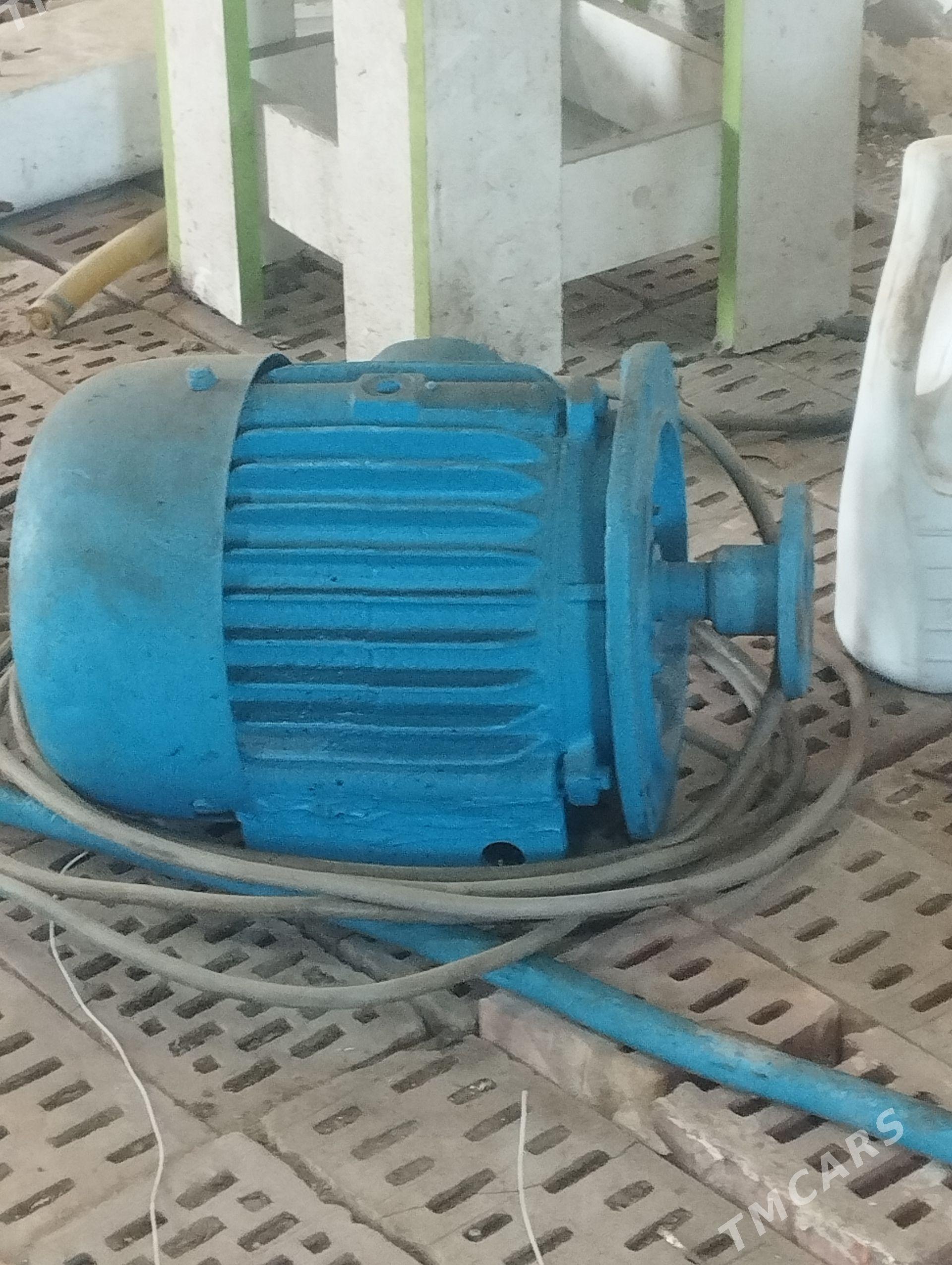 dwigitel elektramator матор - Халач - img 1