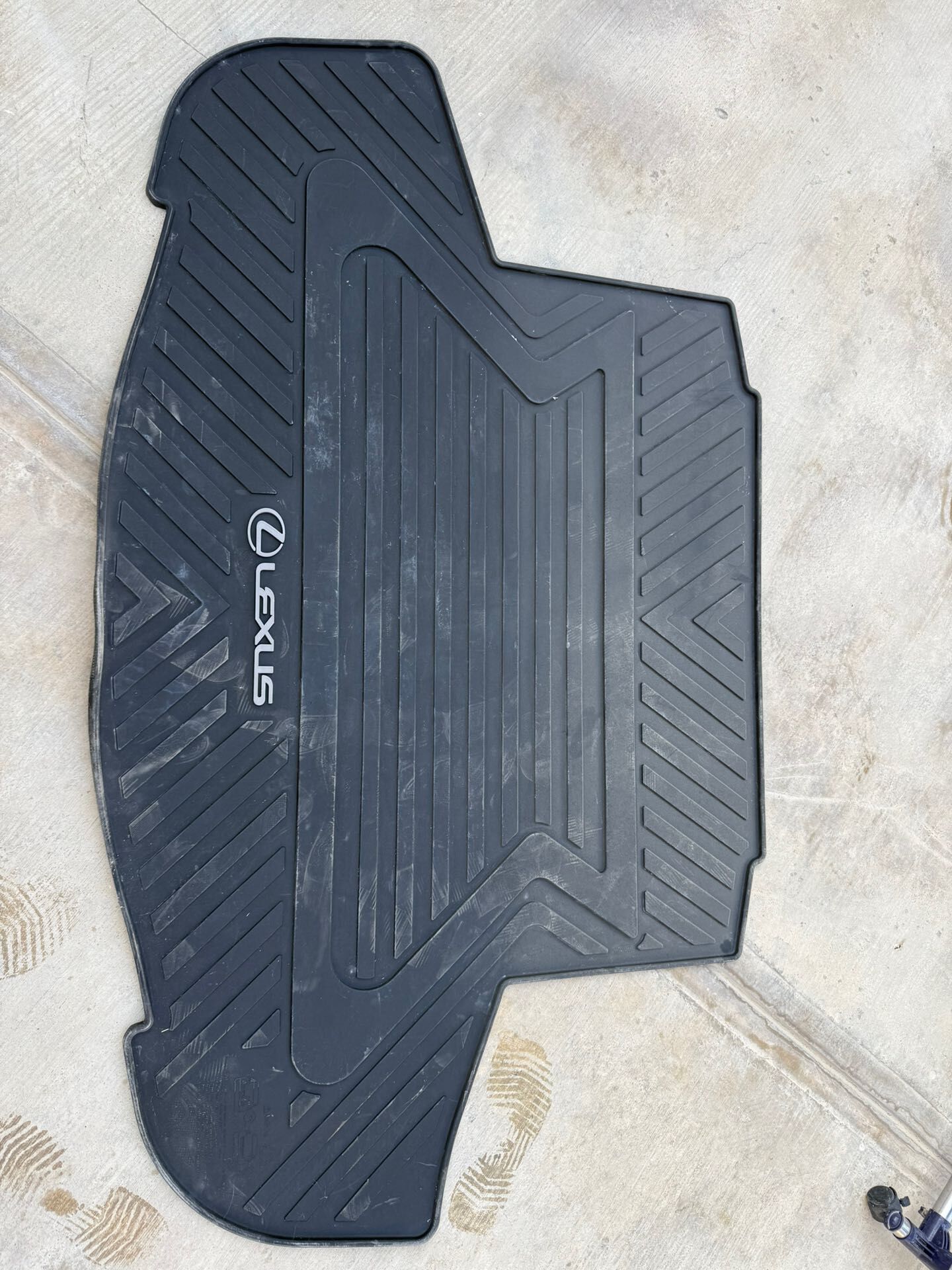 LEXUS KOWIRIK 2 000 TMT - Ашхабад - img 1