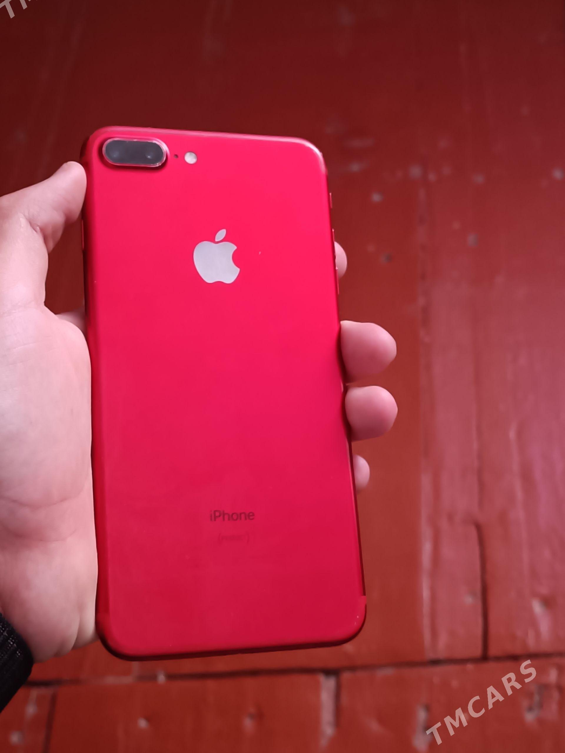 İphone 7plus - Дянев - img 1