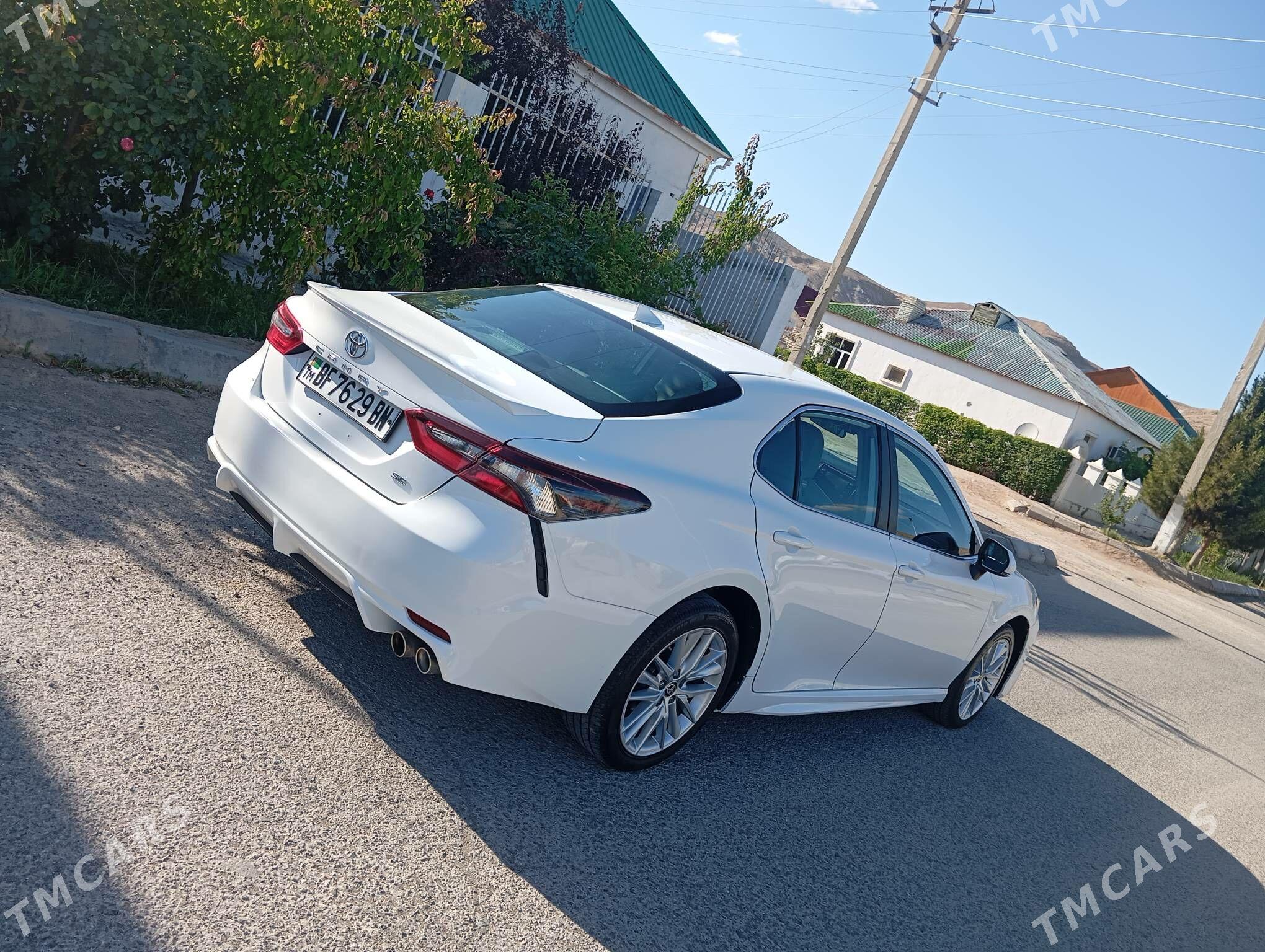 Toyota Camry 2022 - 315 000 TMT - Туркменбаши - img 1