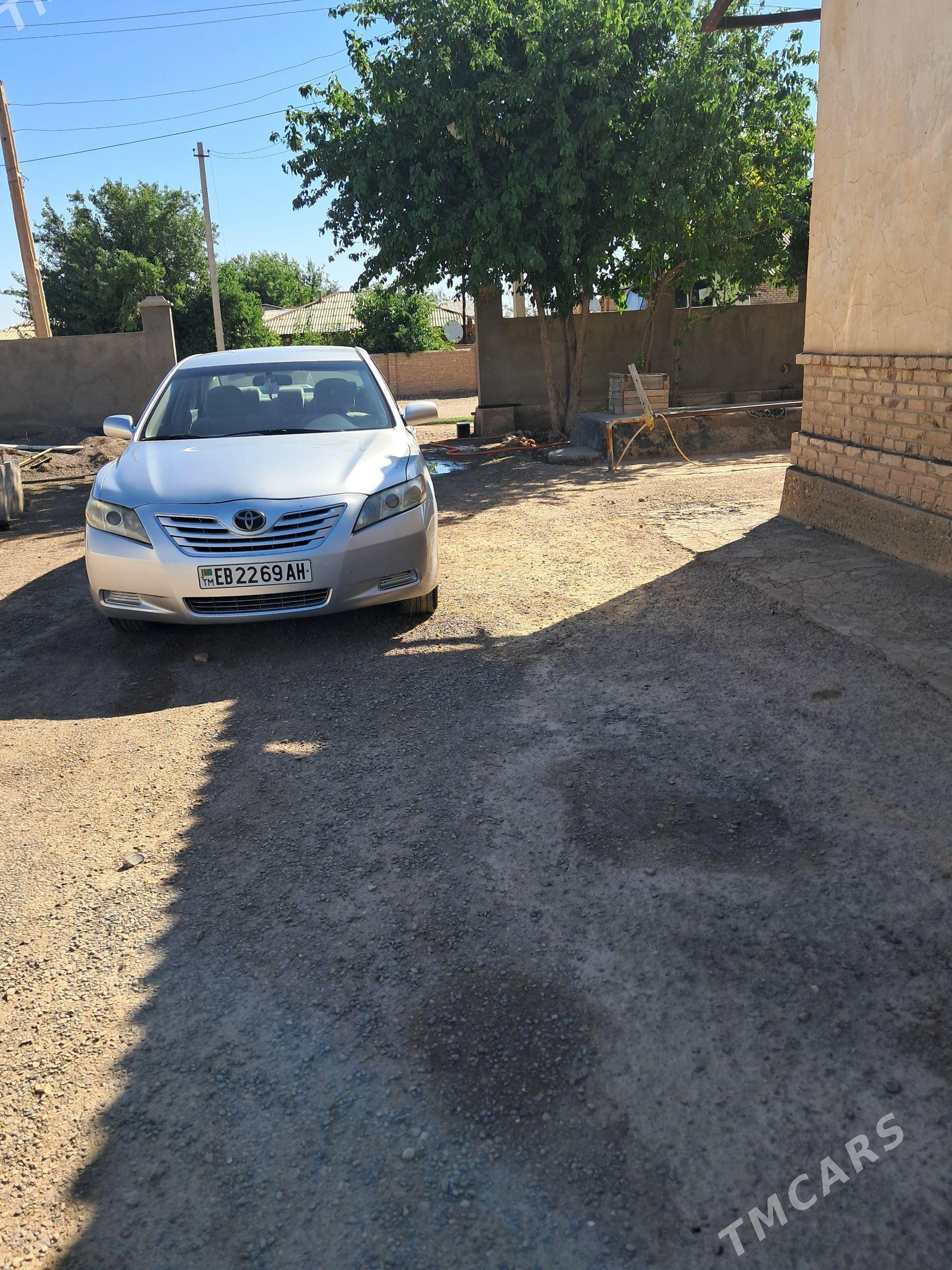 Toyota Camry 2007 - 160 000 TMT - Бабадайхан - img 1