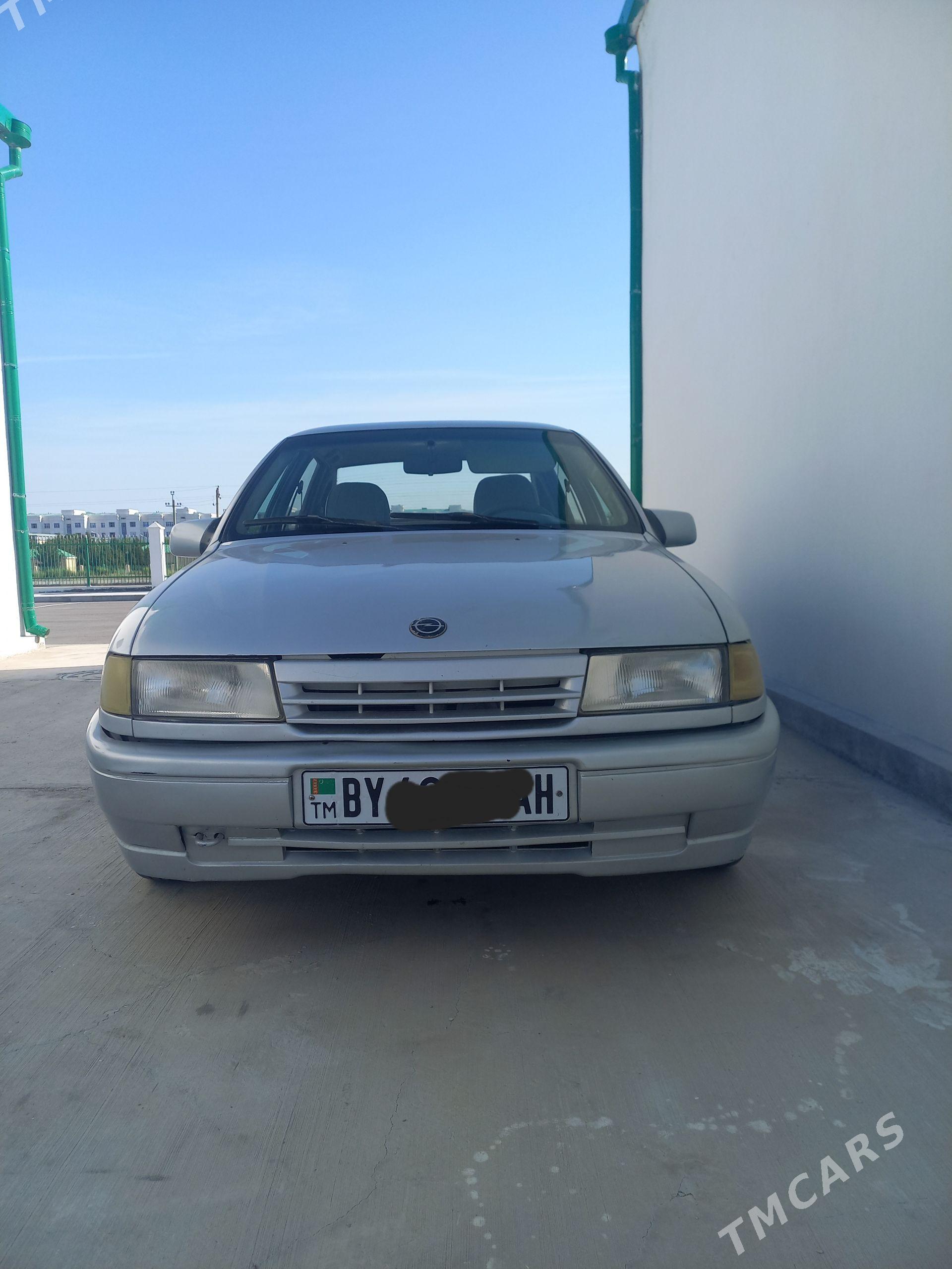 Opel Vectra 1990 - 42 000 TMT - Гёкдепе - img 1