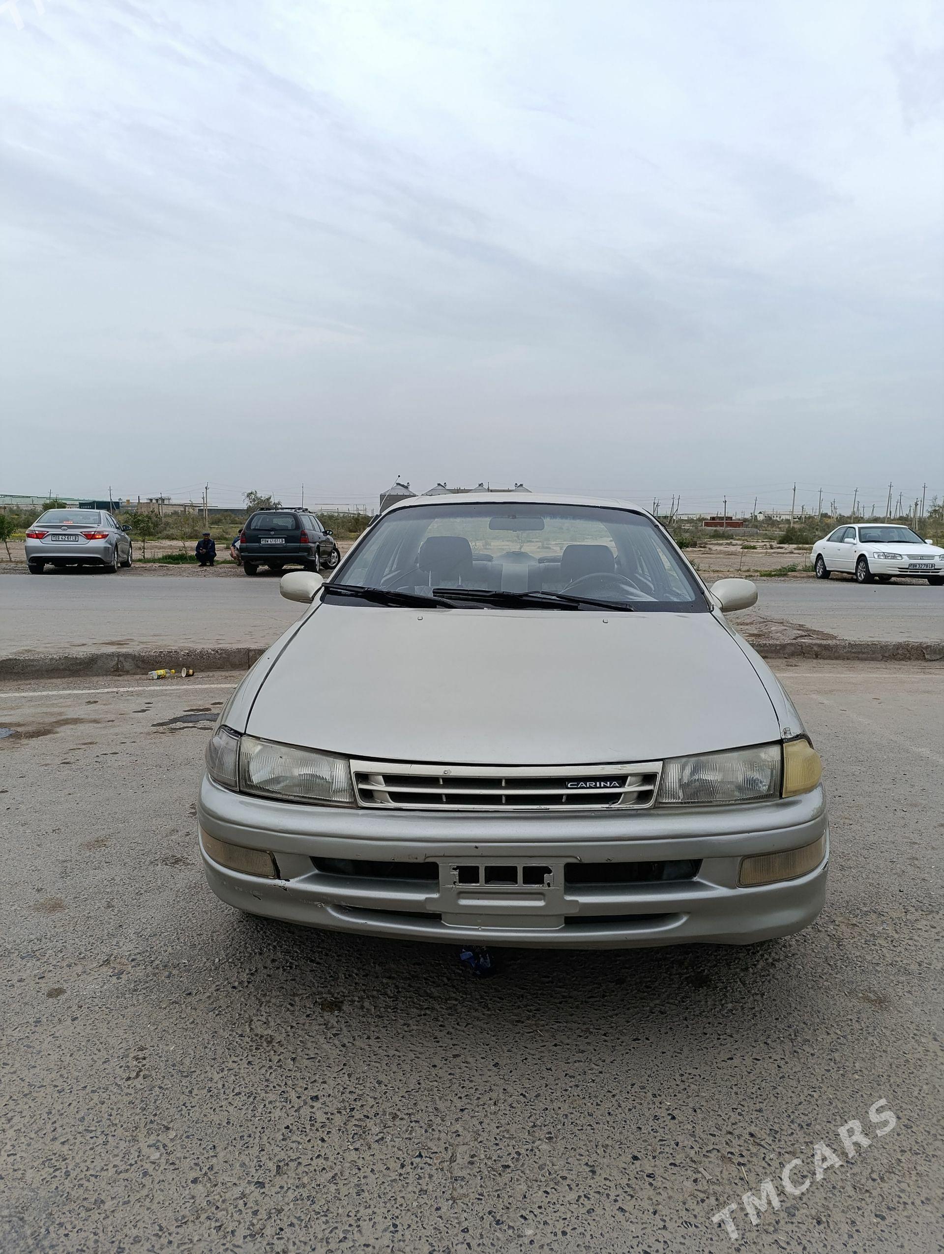 Toyota Carina 1993 - 43 000 TMT - Çärjew - img 1