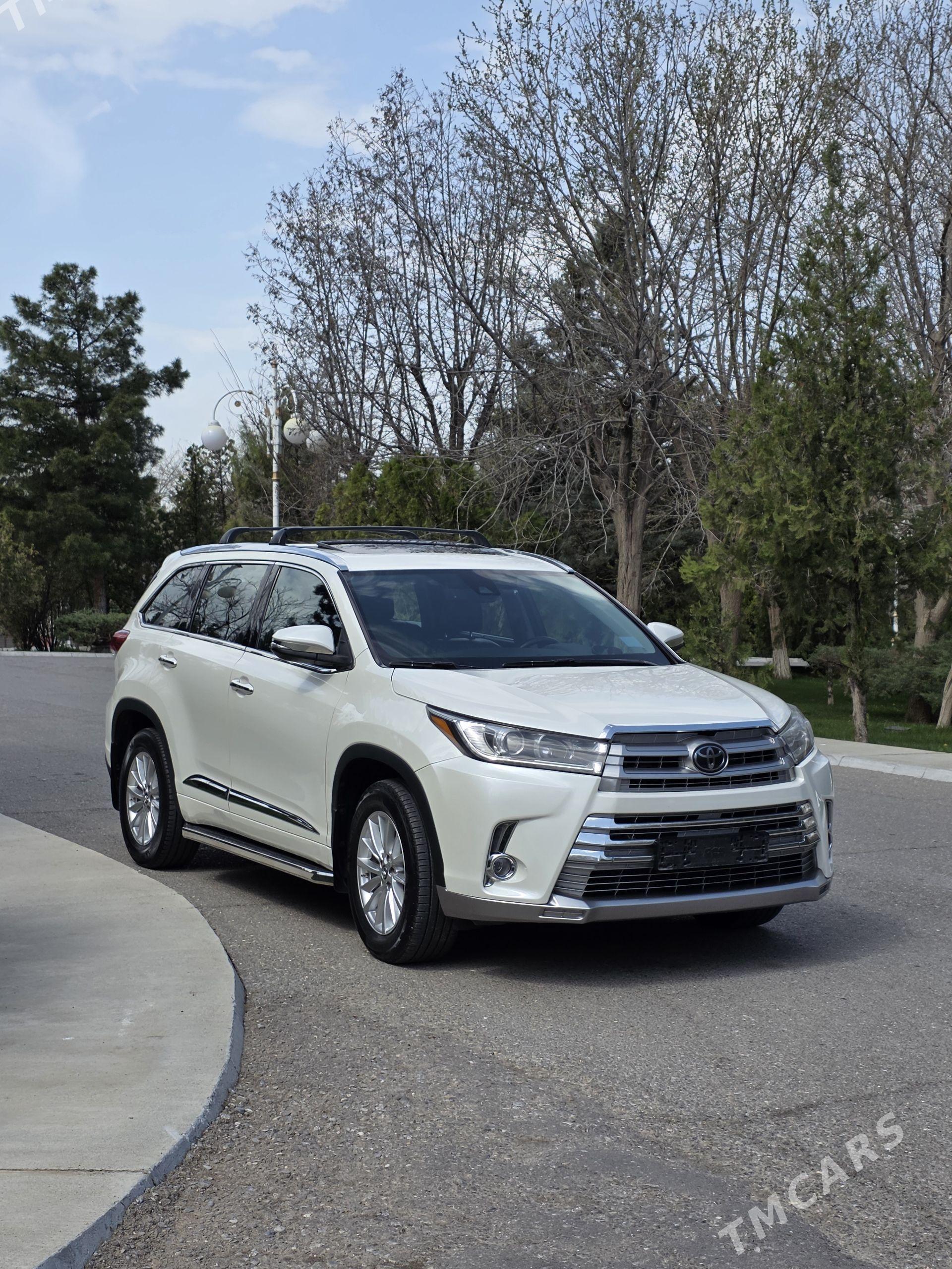 Toyota Highlander 2018 - 487 000 TMT - Aşgabat - img 1