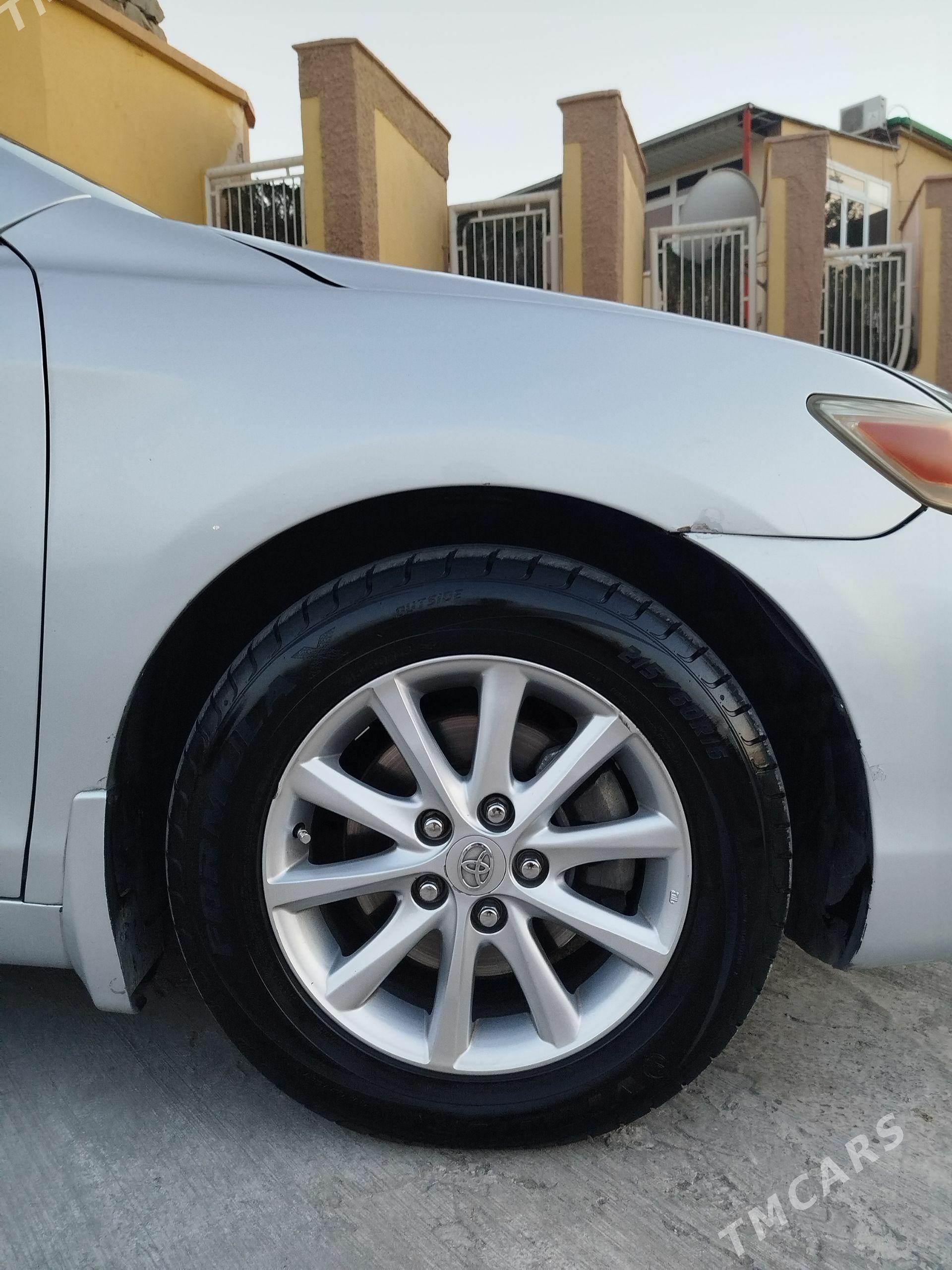 Toyota Camry 2010 - 175 000 TMT - Ашхабад - img 1