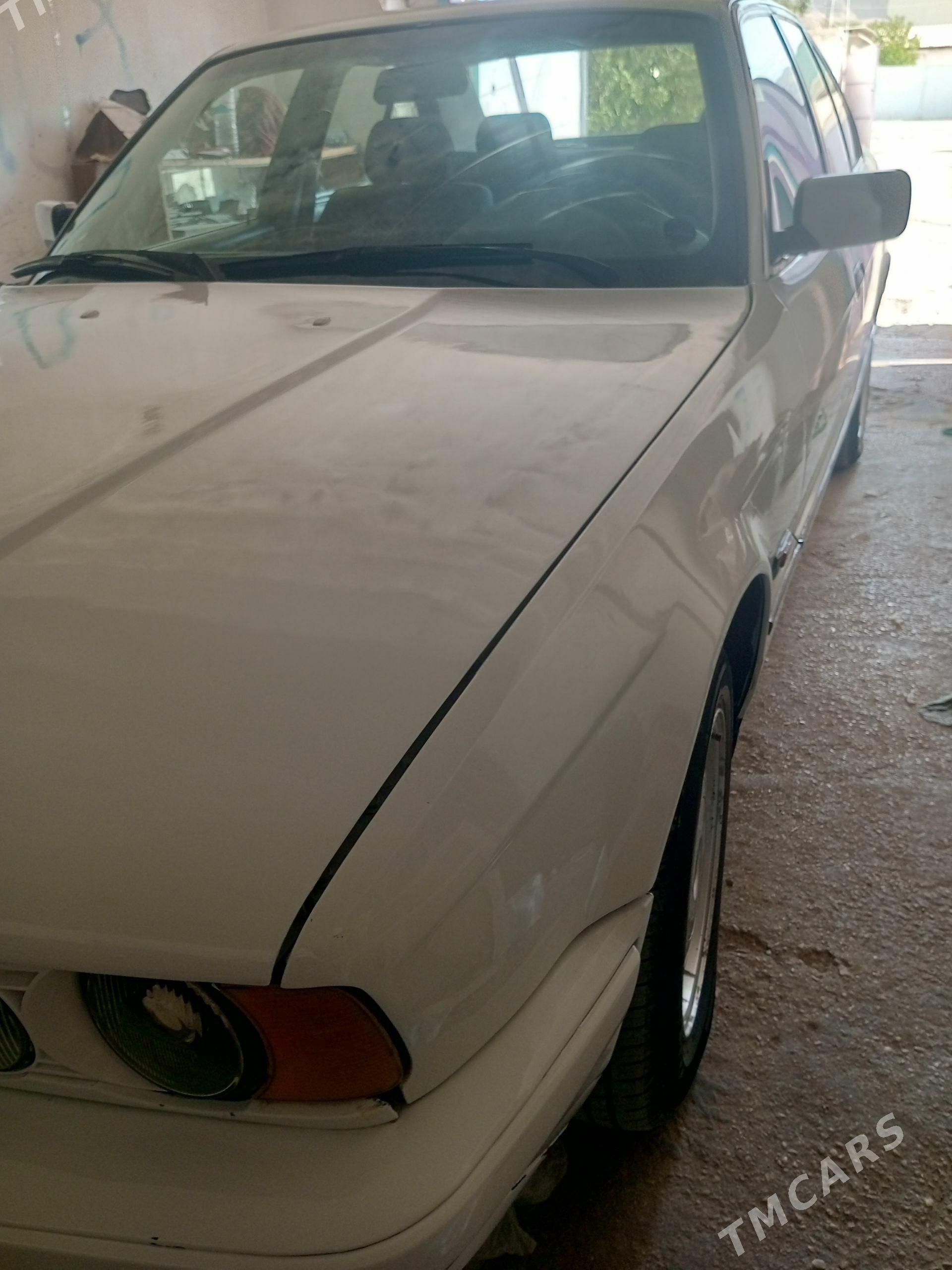 BMW 525 1993 - 70 000 TMT - Балканабат - img 1