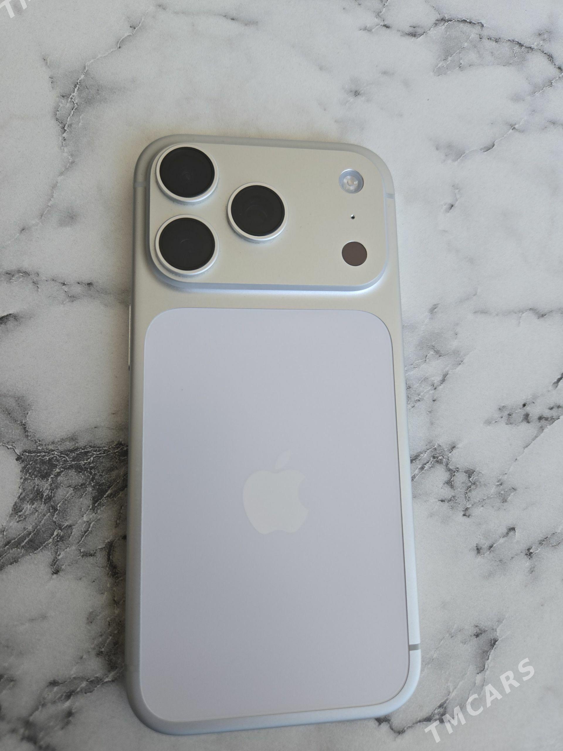 Iphone 17 pro silver - Байрамали - img 1