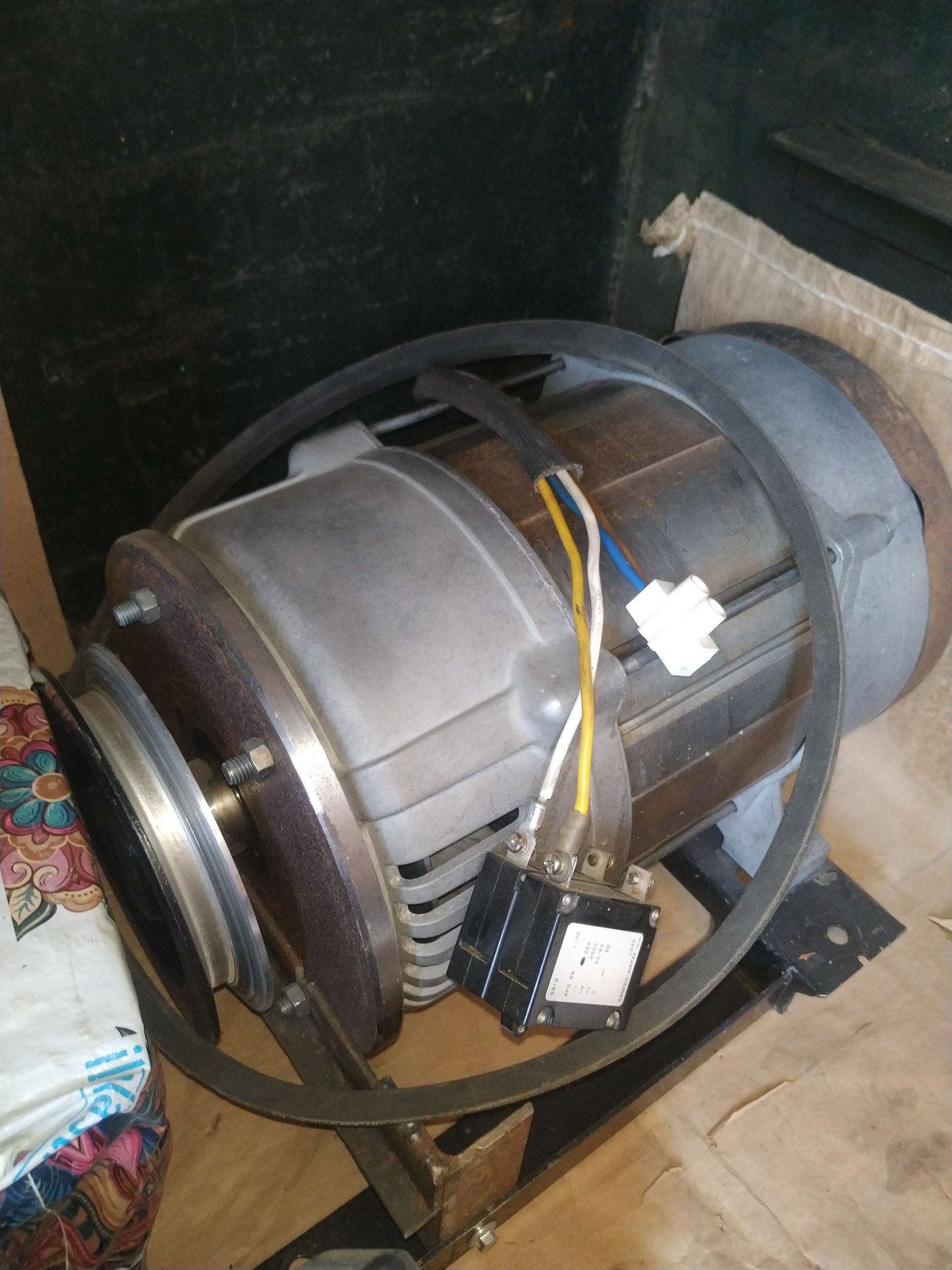 Generator 3 000 TMT - Балканабат - img 1