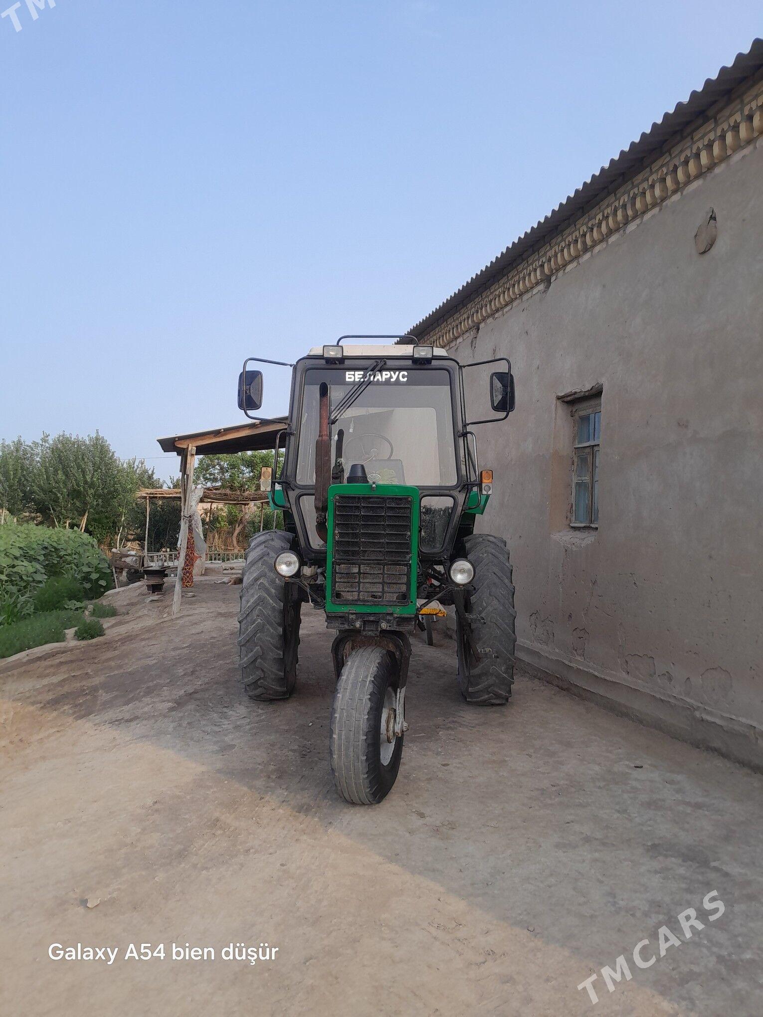 MTZ 80 2003 - 230 000 TMT - Болдумсаз - img 1