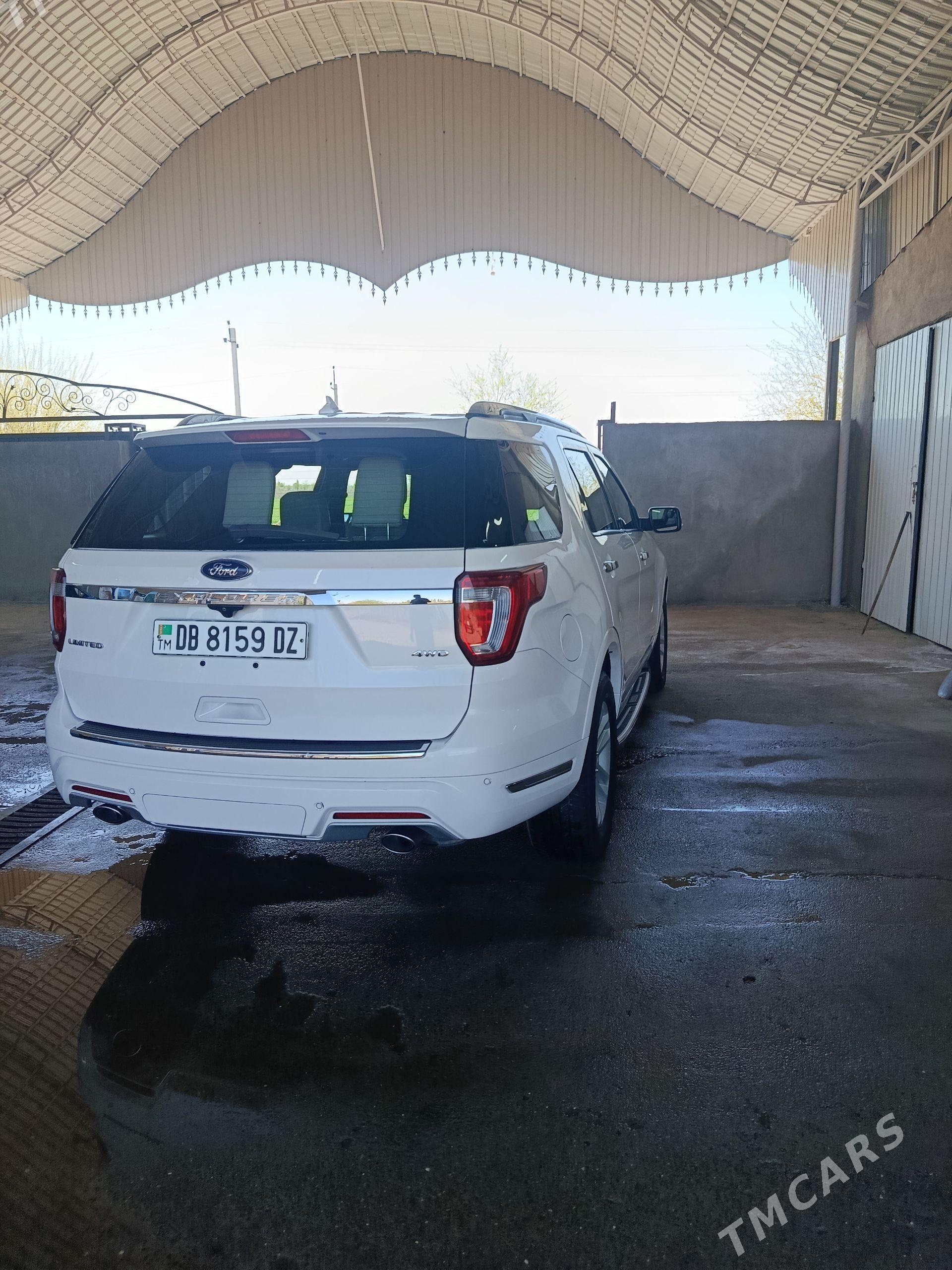Ford Explorer 2019 - 395 000 TMT - Гороглы (Тагта) - img 1