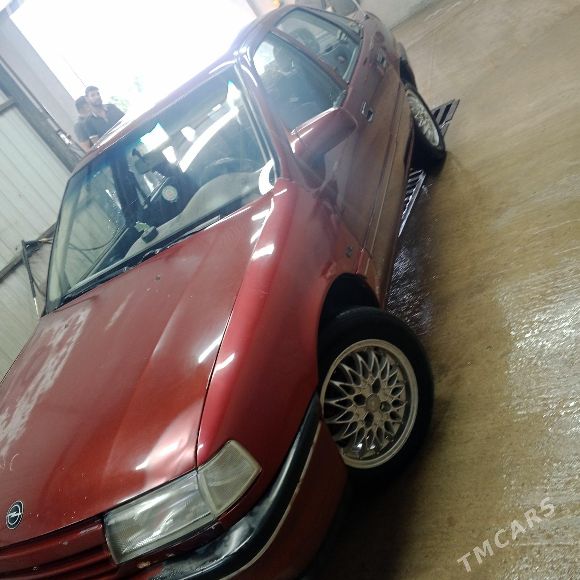 Opel Vectra 1992 - 26 000 TMT - Халач - img 1