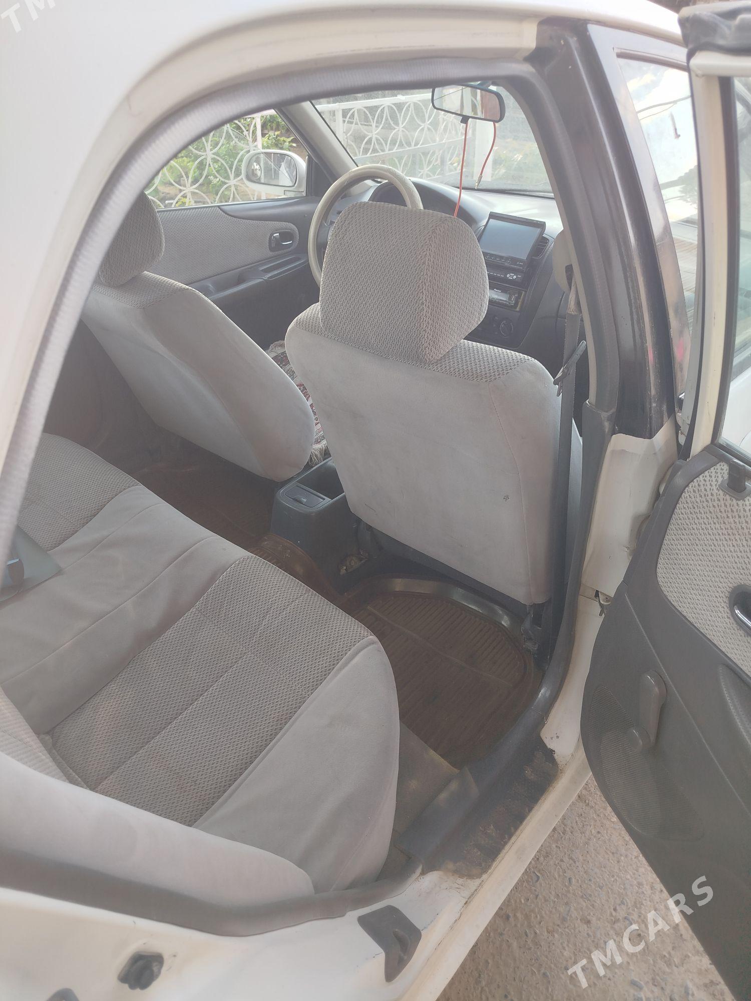 Toyota Corolla 2000 - 40 000 TMT - Tejen - img 1