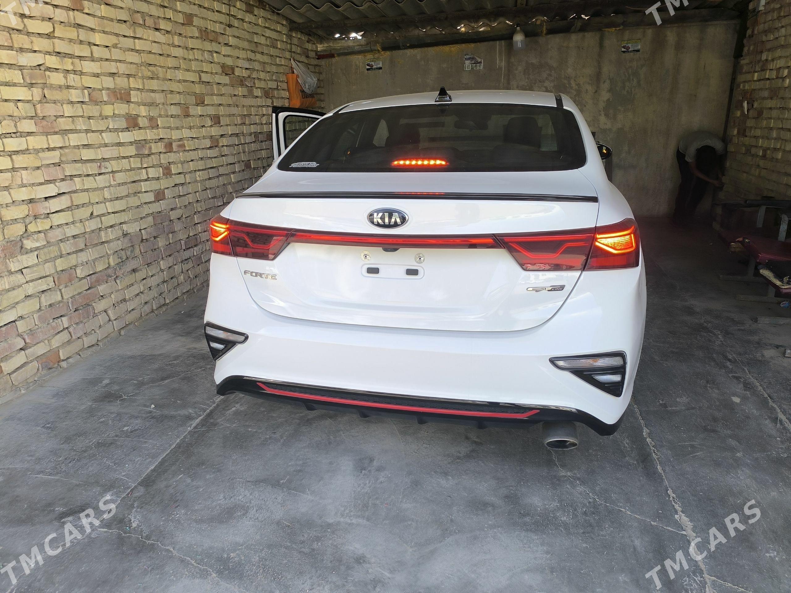 Kia Forte 2021 - 260 000 TMT - Мары - img 1