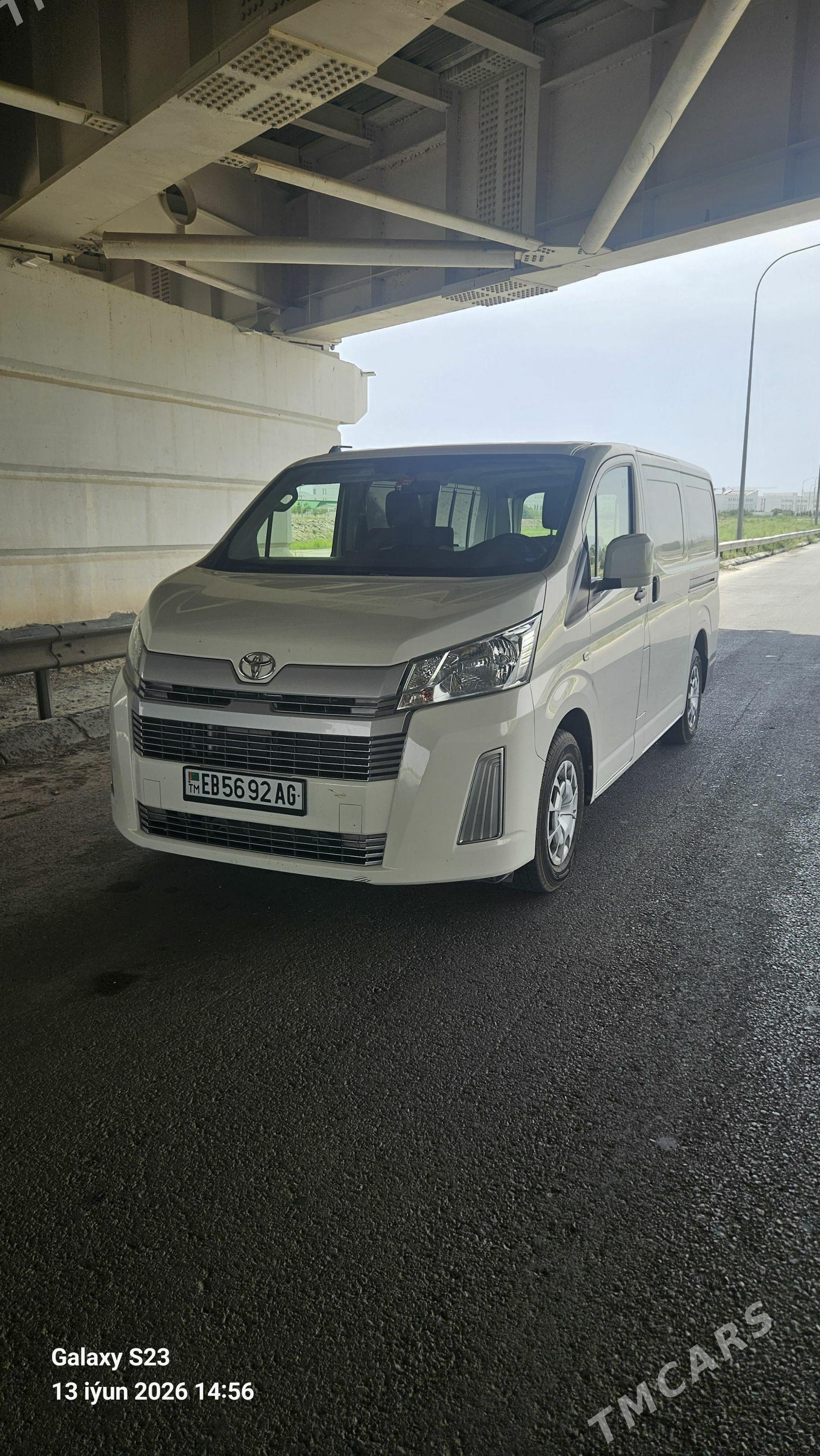Toyota Hiace 2021 - 520 000 TMT - Aşgabat - img 1