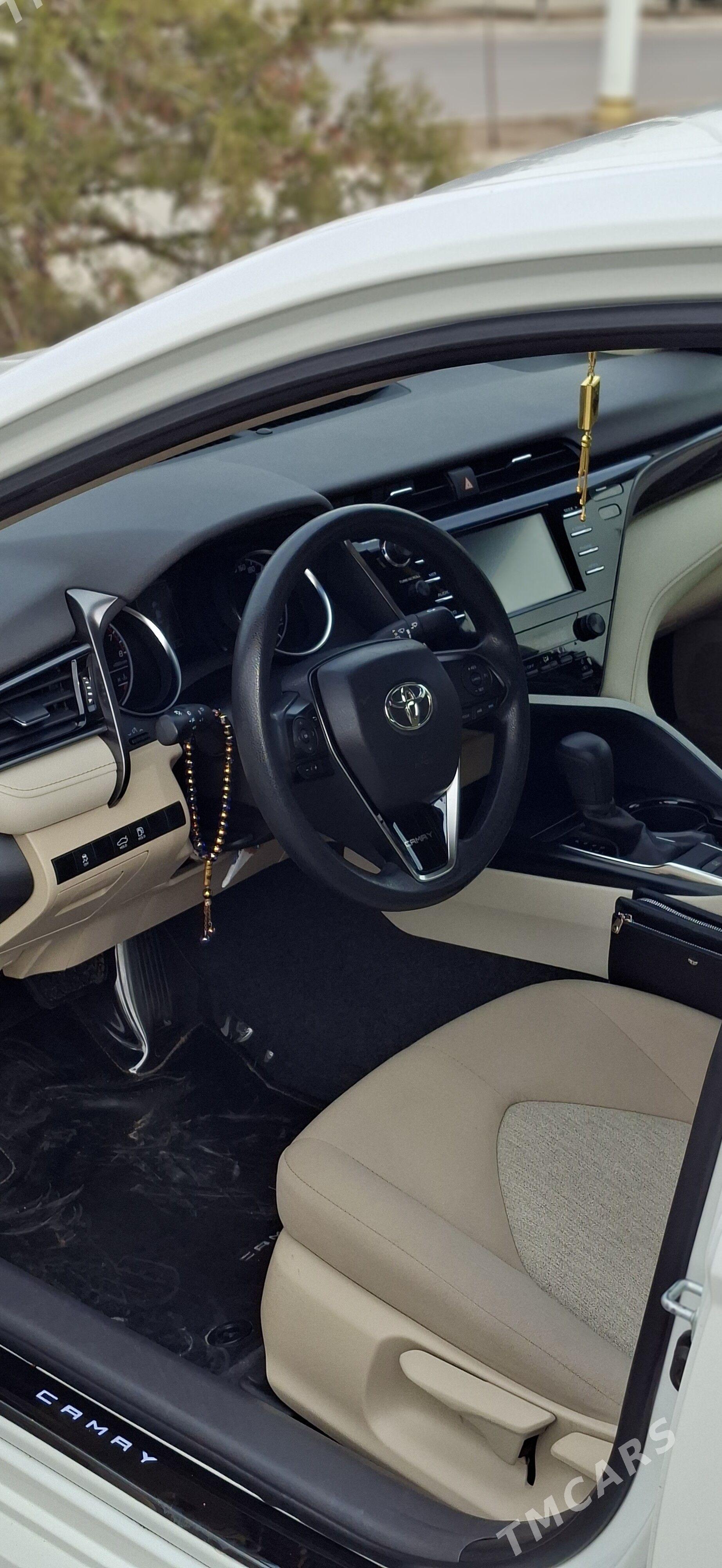 Toyota Camry 2021 - 339 000 TMT - Aşgabat - img 1