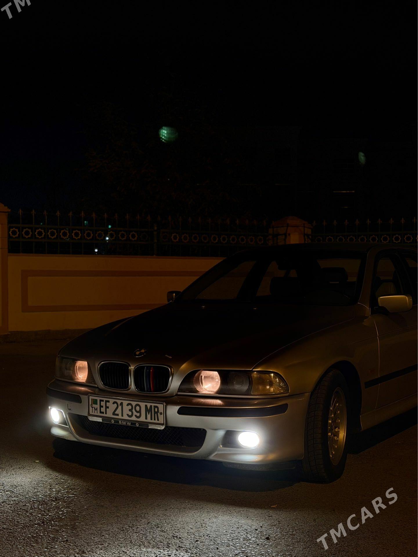 BMW 528 1998 - 65 000 TMT - Mary - img 1