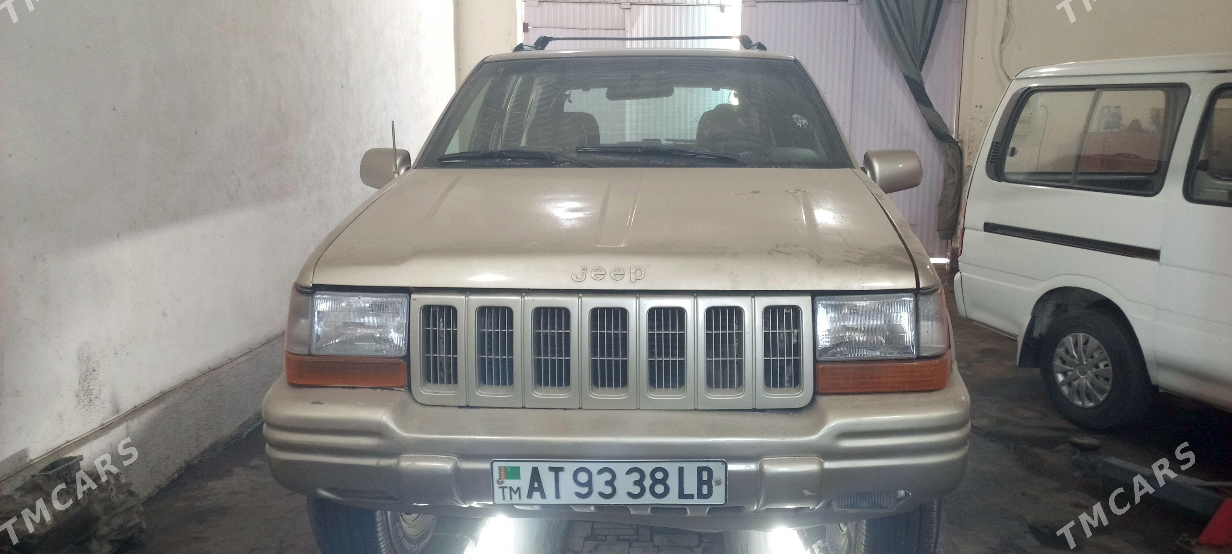 Jeep Grand Cherokee 1998 - 70 000 TMT - Çärjew - img 1