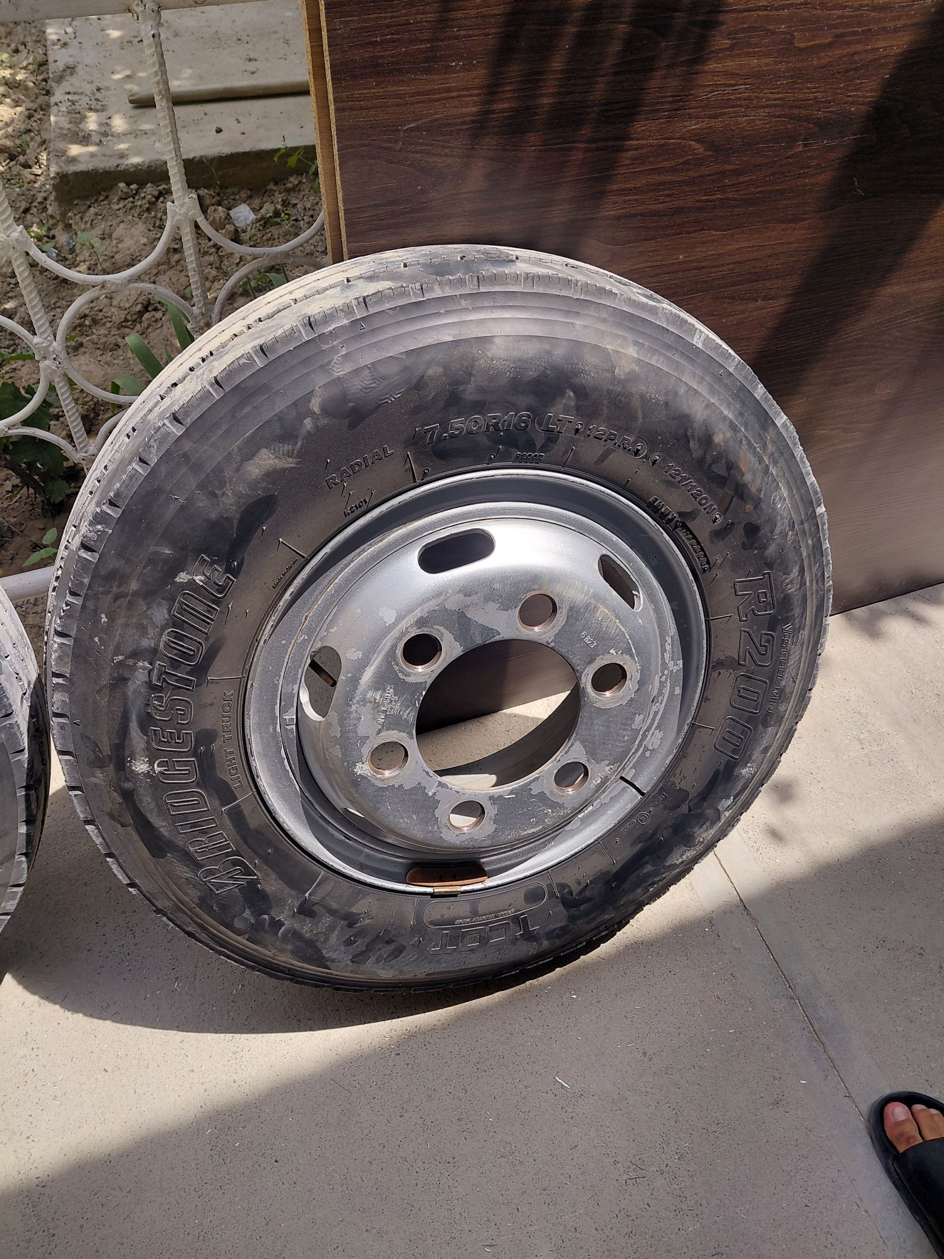 Teker bridgestone 1 000 TMT - Mary - img 1