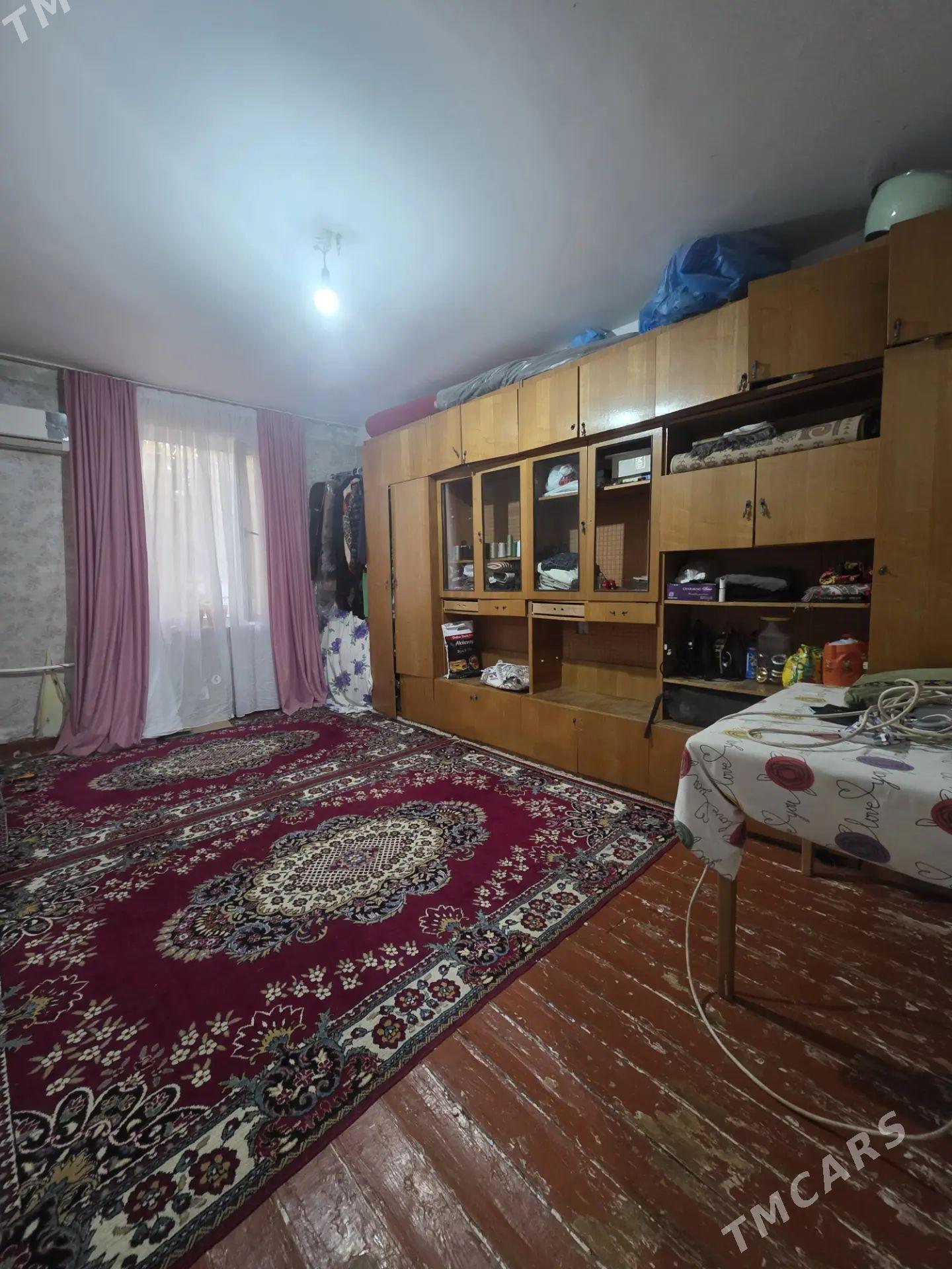 2ком 1 этаж Петрозаводская Гаг - Район ст. Аэропорта, ул. Гагарина - img 1