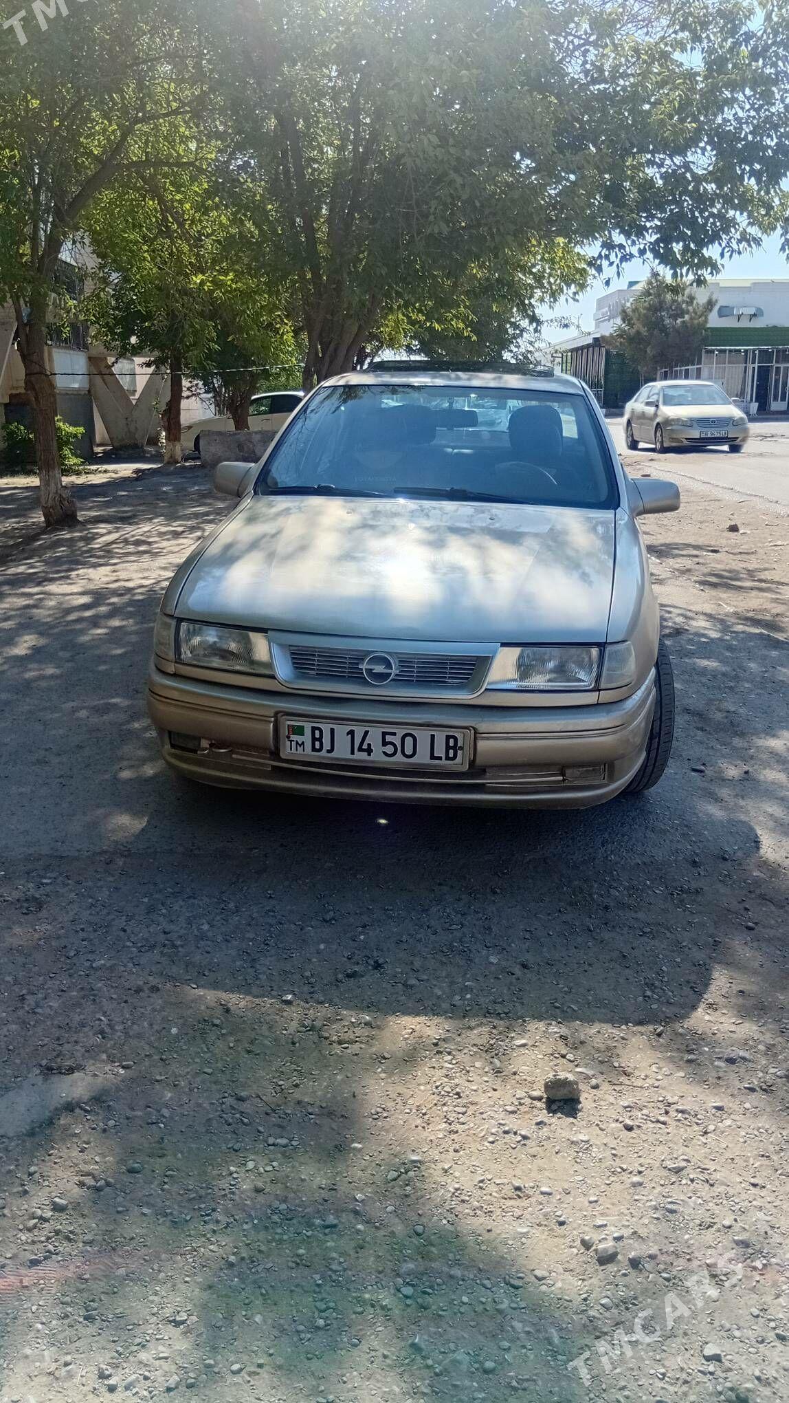 Opel Vectra 1990 - 32 000 TMT - Чарджоу - img 1