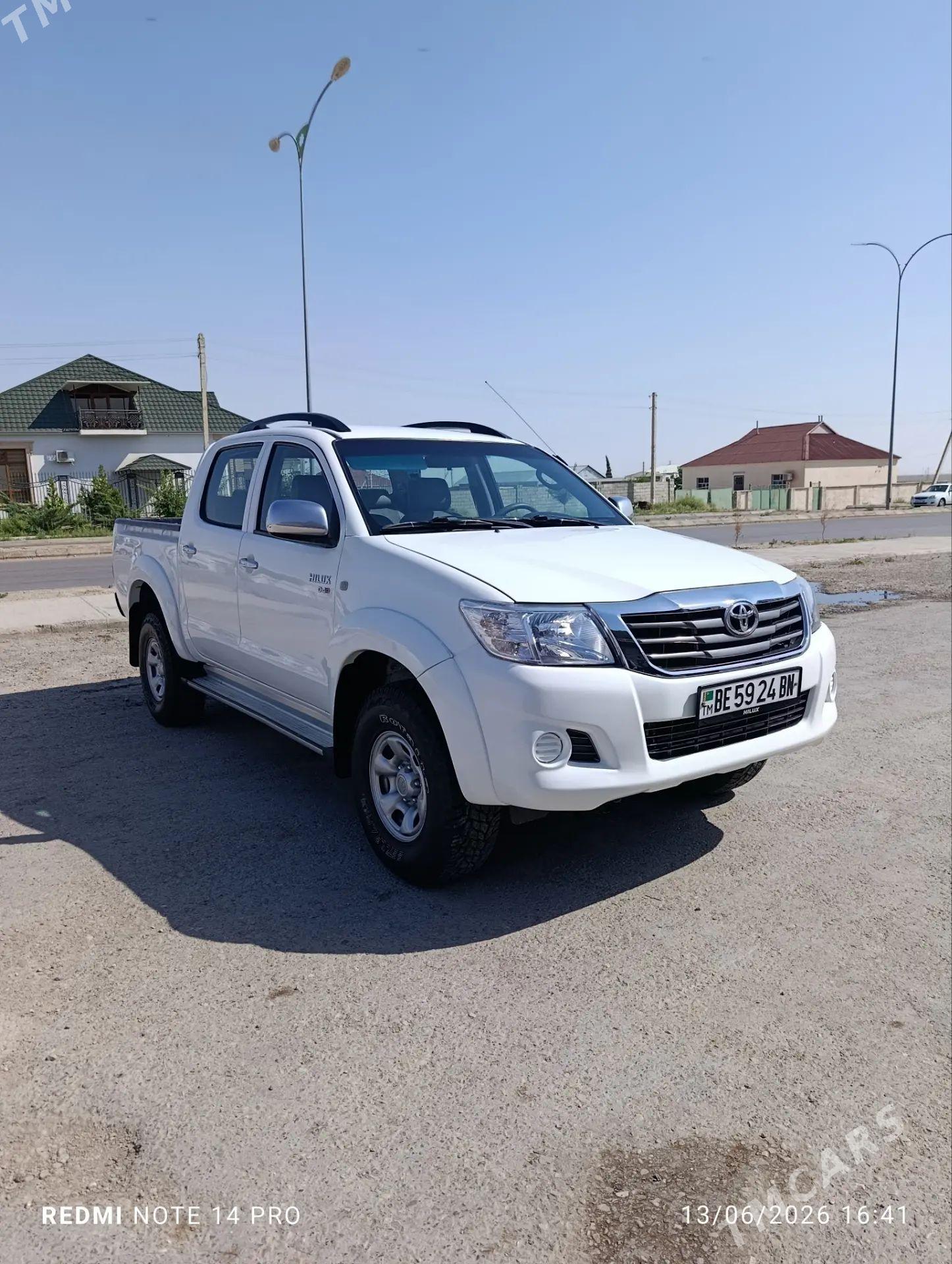 Toyota Hilux 2008 - 290 000 TMT - Balkanabat - img 1