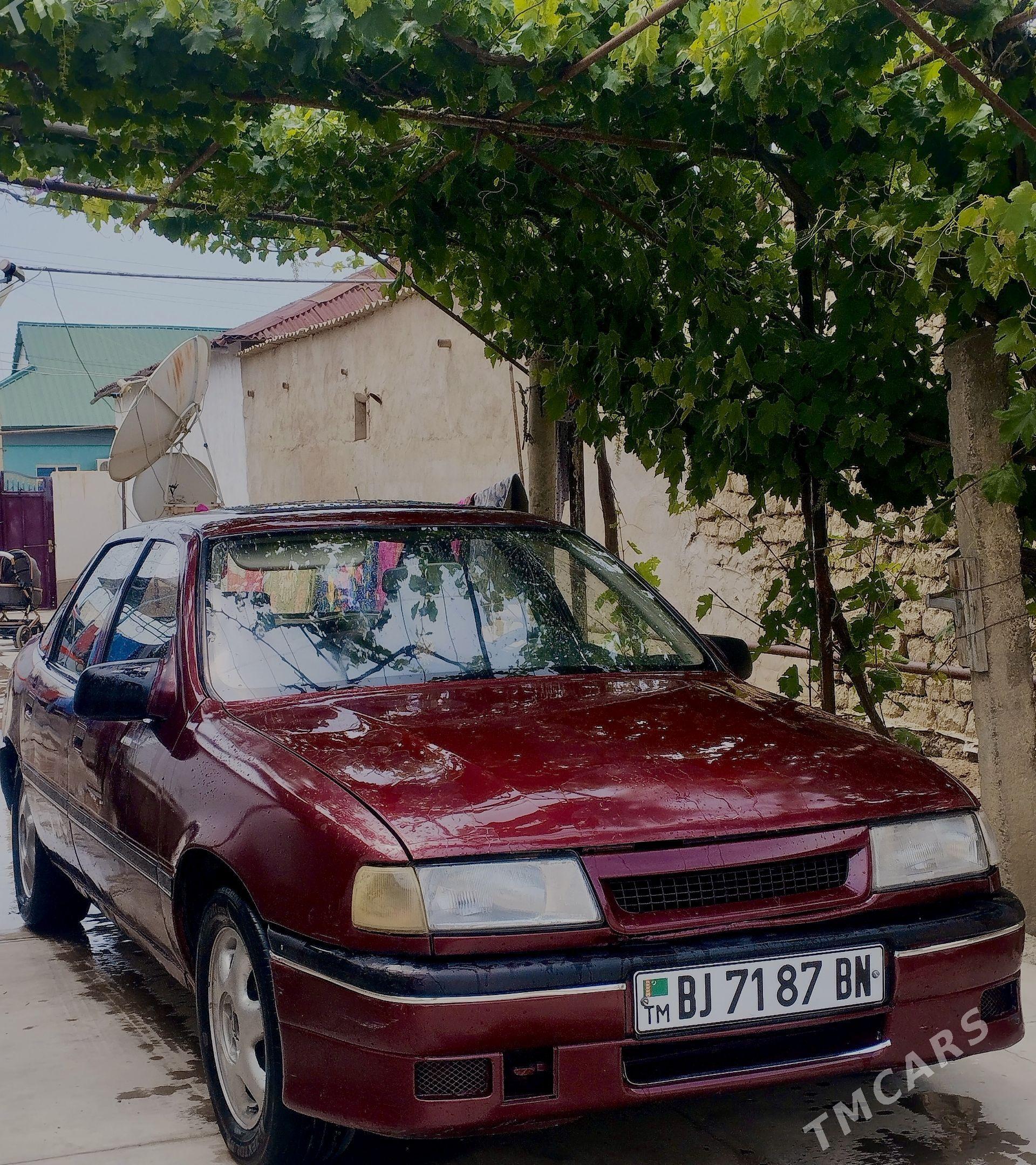 Opel Vectra 1991 - 30 000 TMT - Magtymguly - img 1
