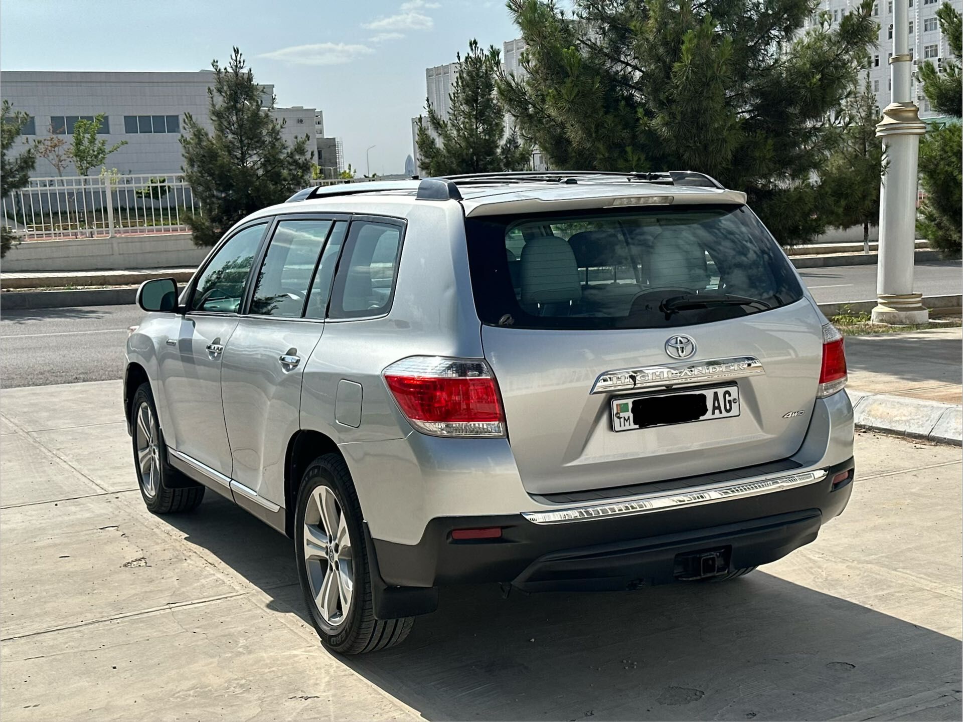 Toyota Highlander 2013 - 365 000 TMT - Aşgabat - img 1