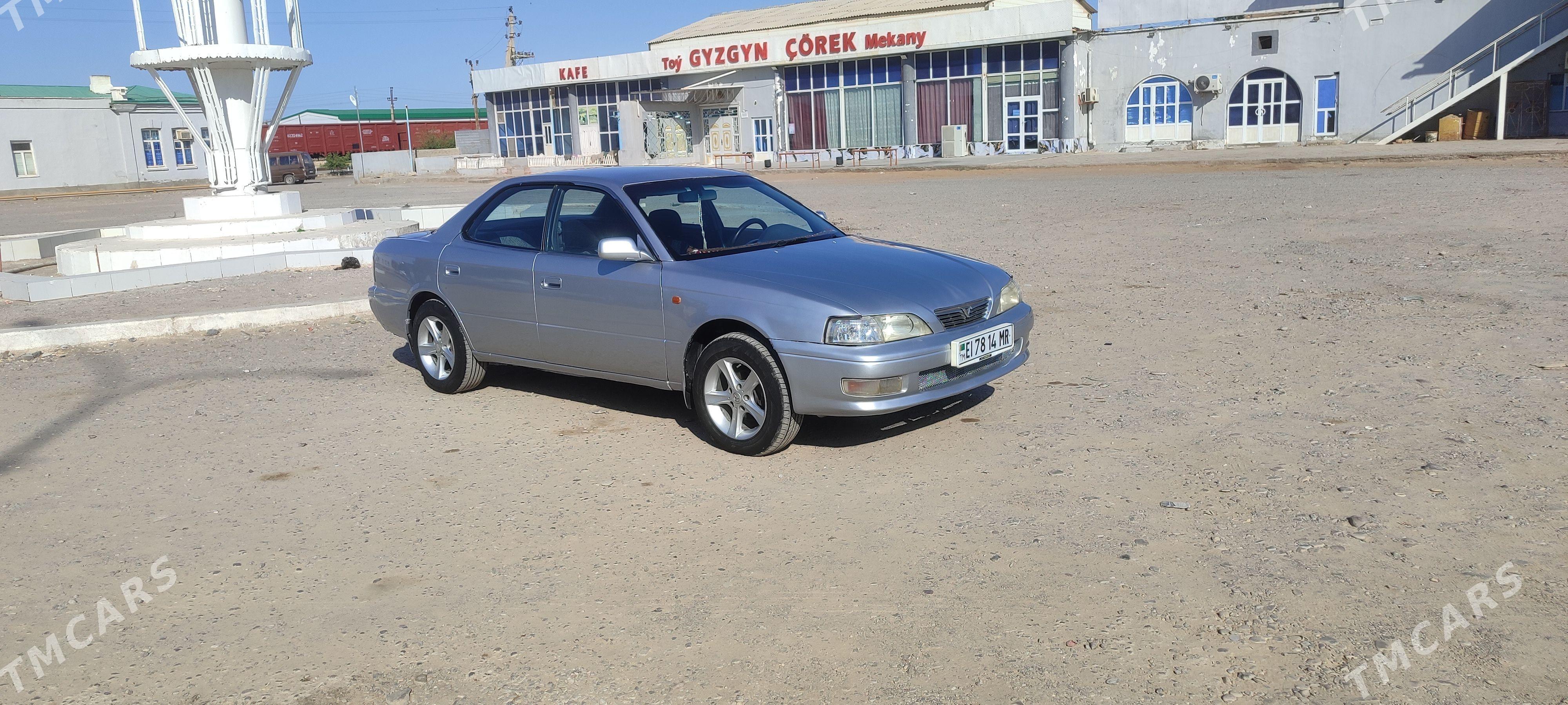 Toyota Vista 1996 - 65 000 TMT - Ёлётен - img 1