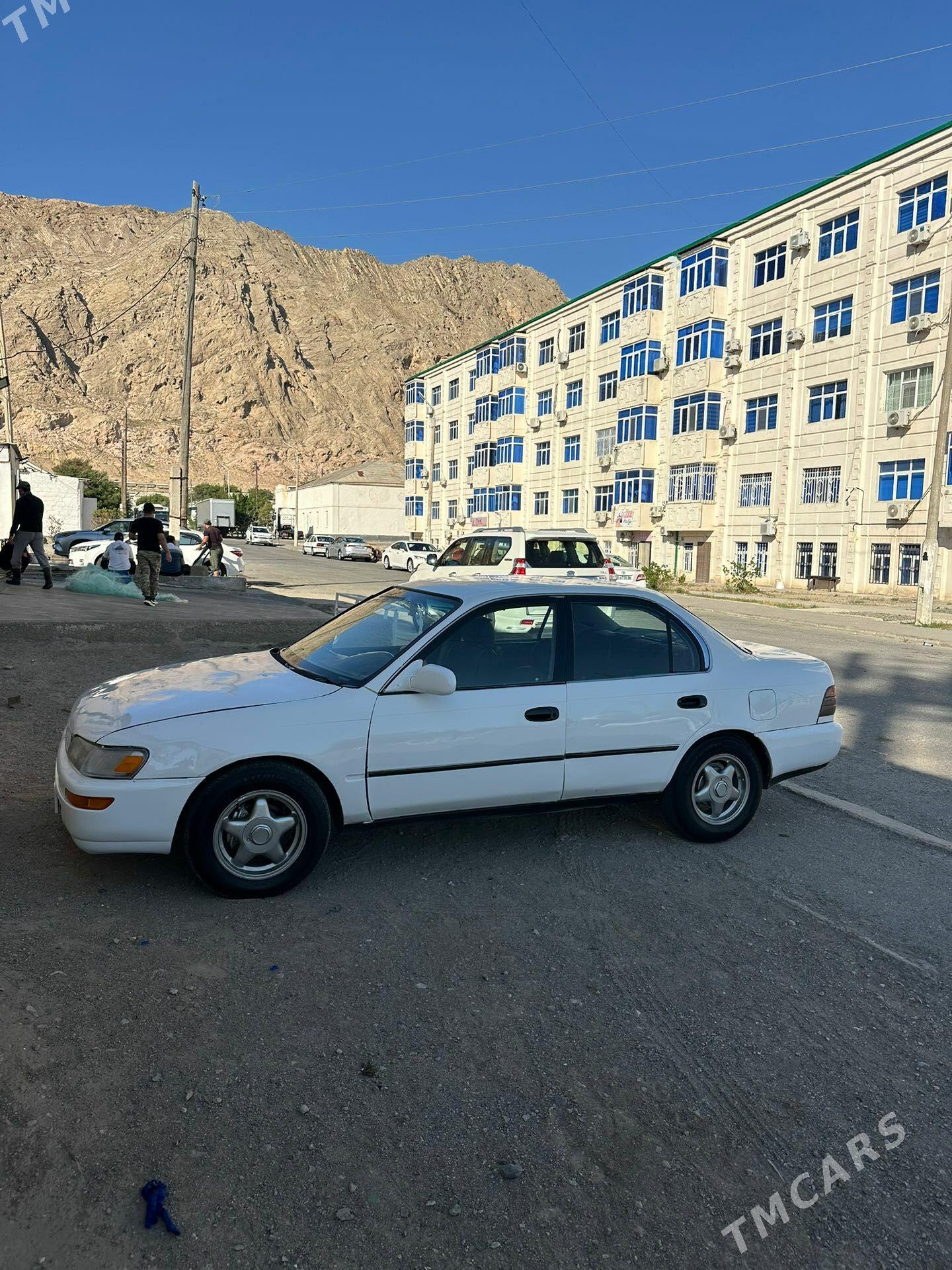 Toyota Corolla 1994 - 45 000 TMT - Türkmenbaşy - img 1