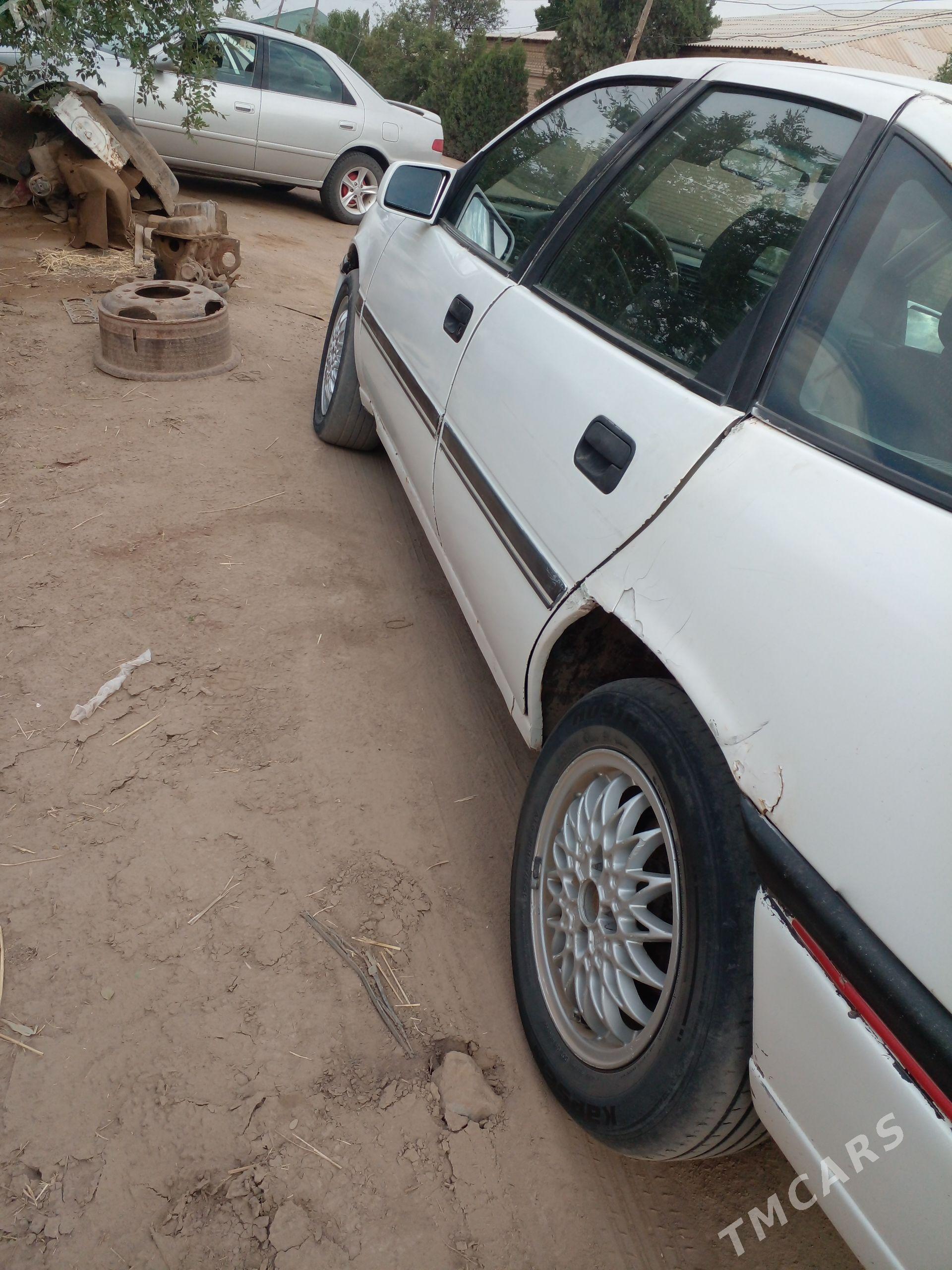 Opel Vectra 1992 - 16 000 TMT - Görogly (Tagta) - img 1