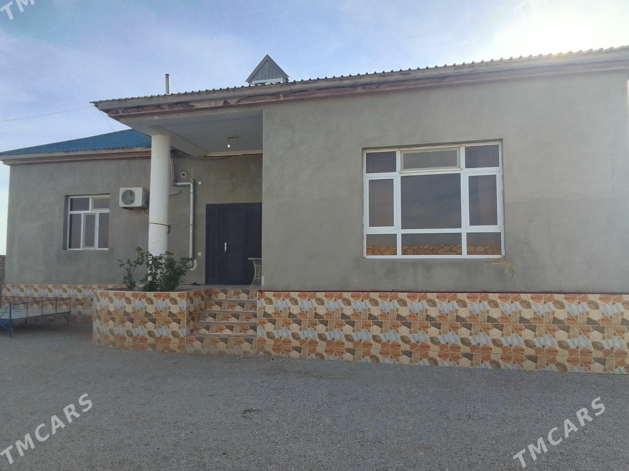 Akdaş satlyk jaÿ - Türkmenbaşy - img 1
