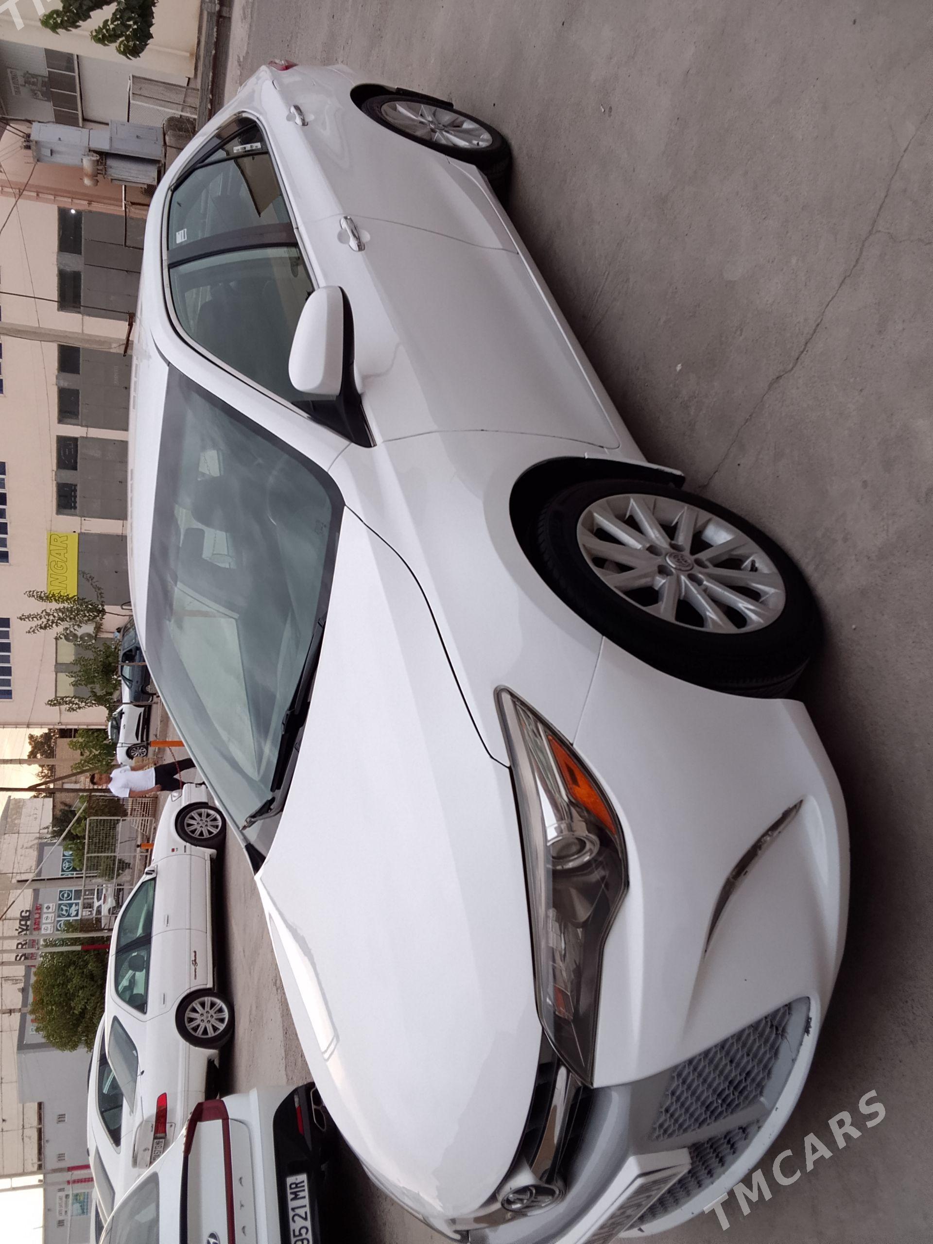 Toyota Camry 2015 - 259 000 TMT - Мары - img 1