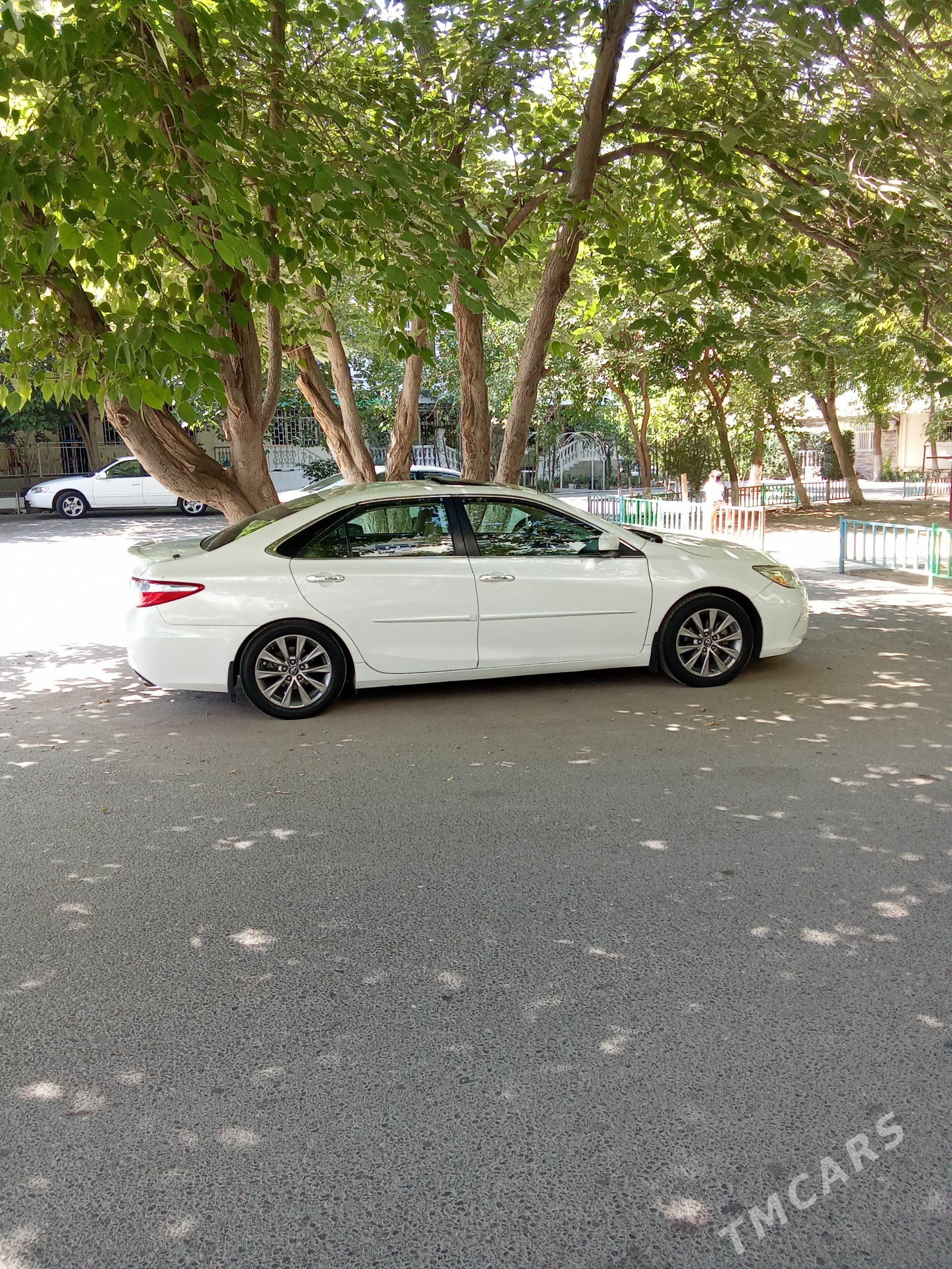Toyota Camry 2017 - 280 000 TMT - Hitrowka - img 1