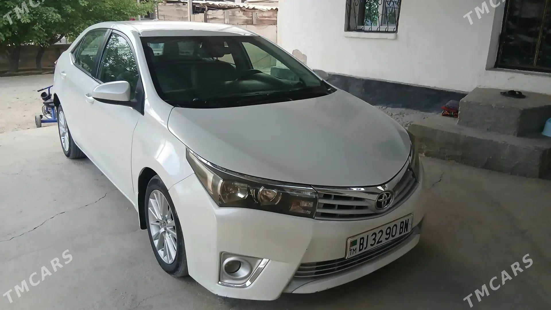 Toyota Corolla 2013 - 220 000 TMT - Gyzylarbat - img 1