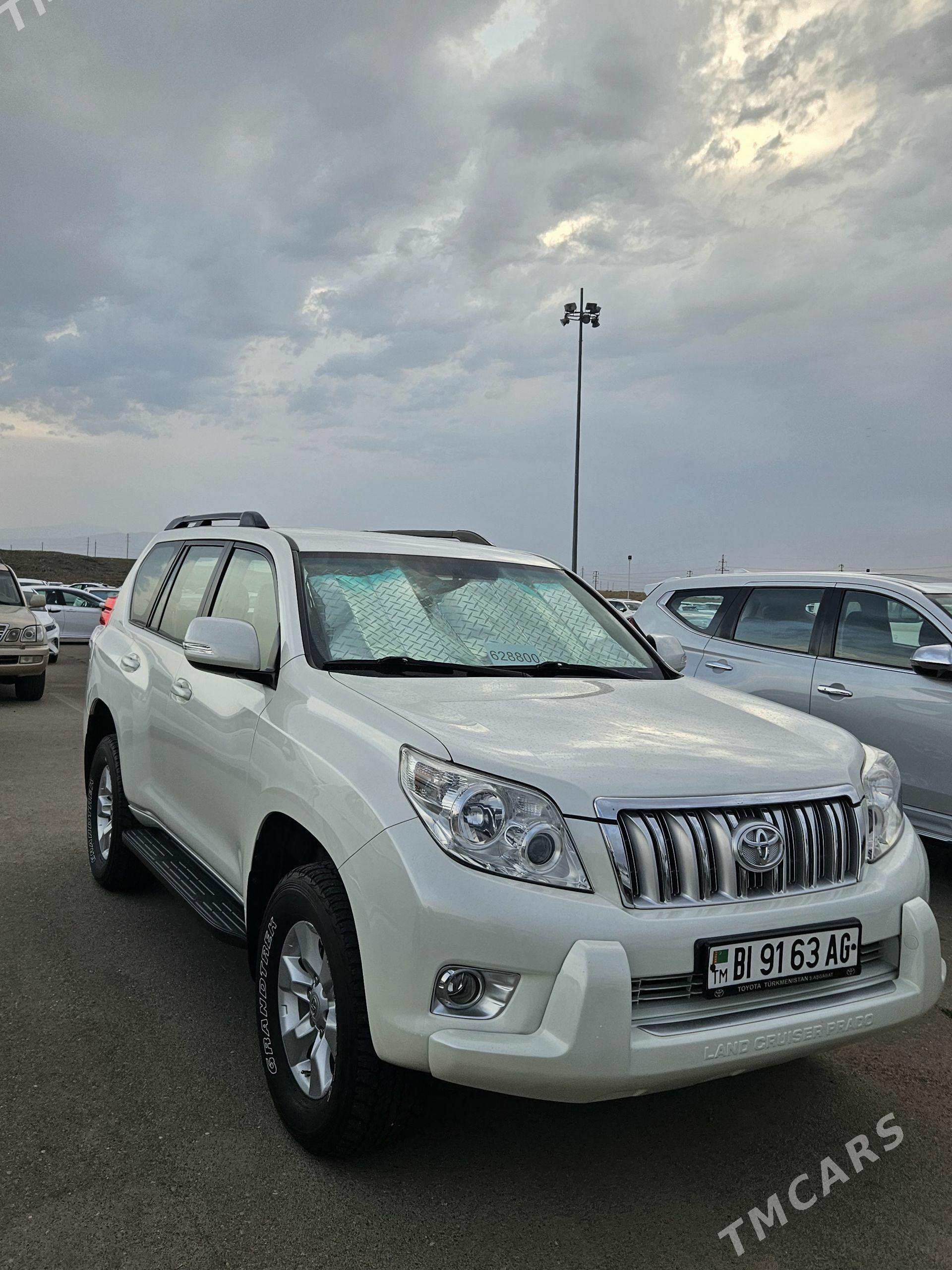 Toyota Land Cruiser Prado 2011 - 550 000 TMT - Aşgabat - img 1