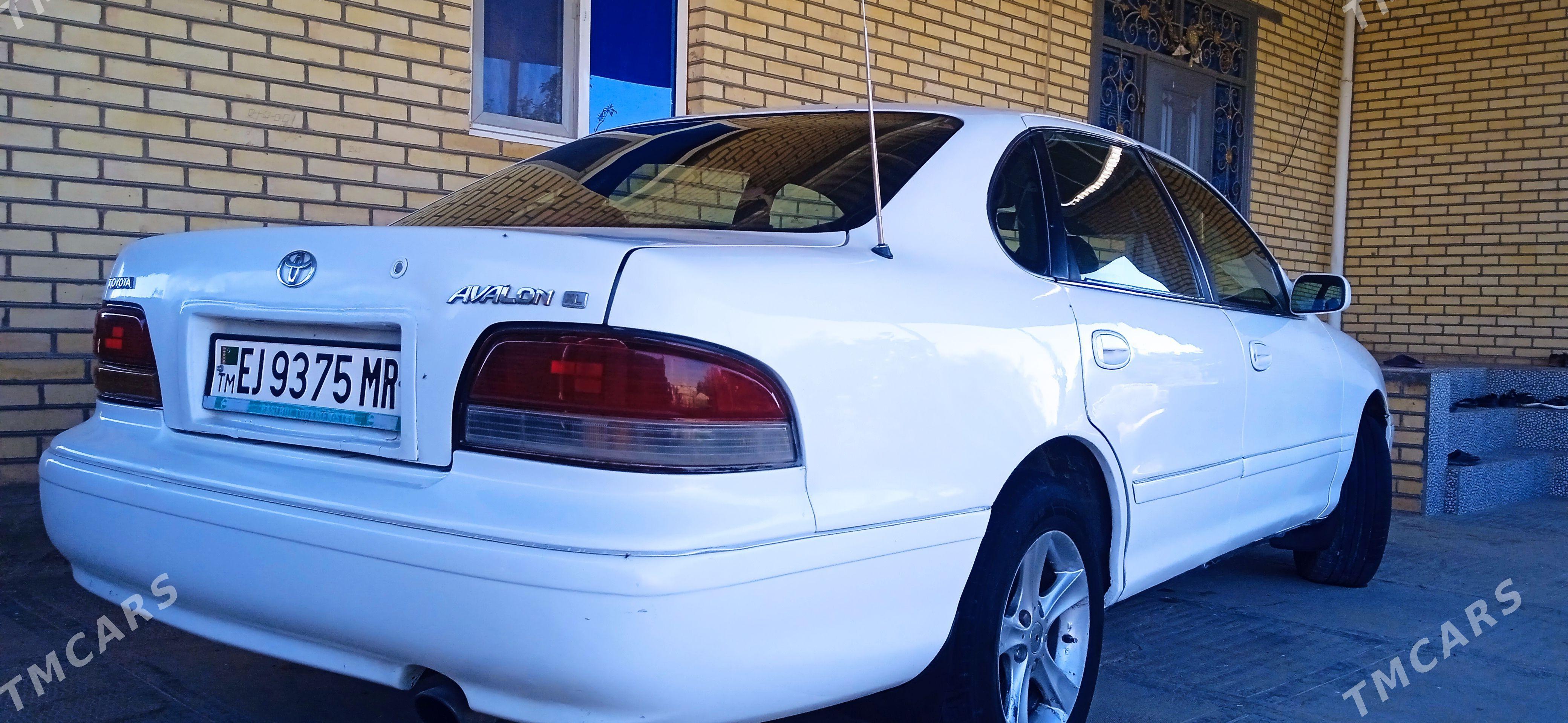 Toyota Avalon 1997 - 130 000 TMT - Sakarçäge - img 1